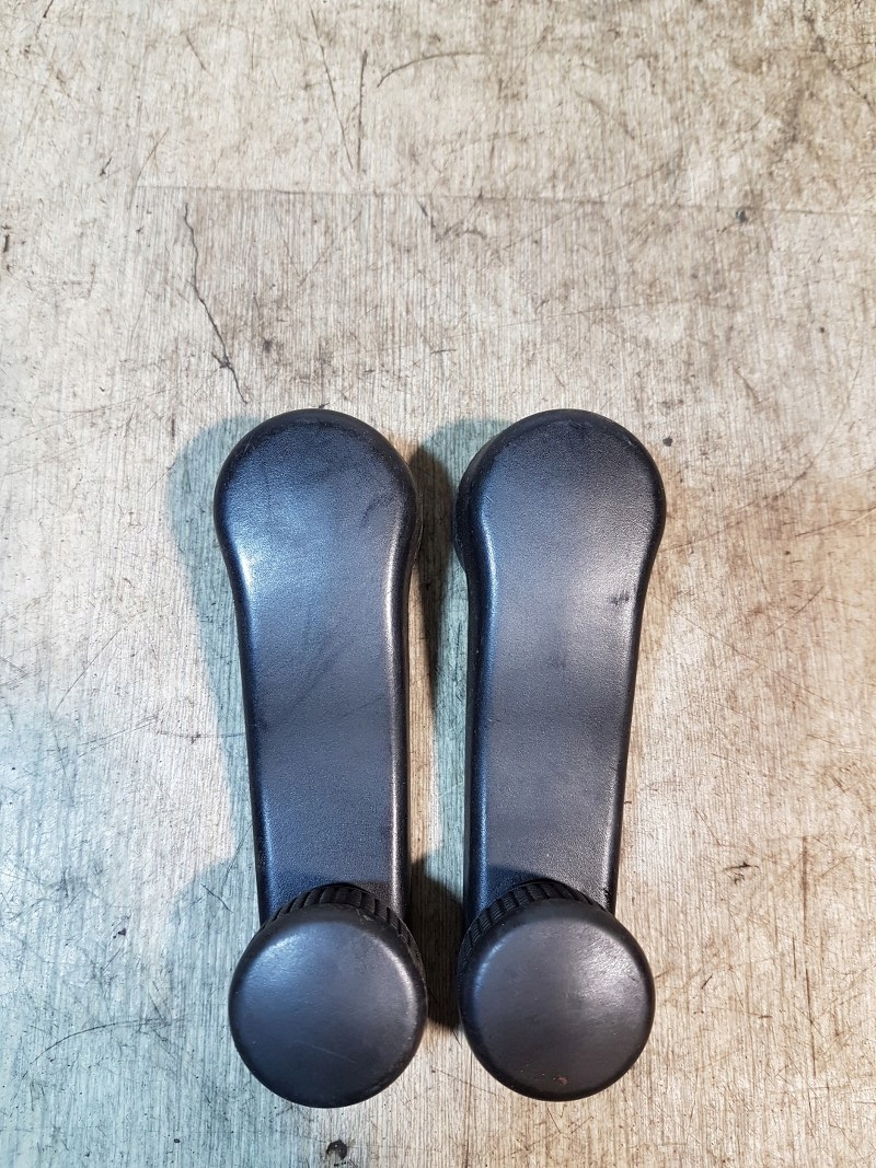 Seat Altea 2005 Tył strona lewa Korbka szyby drzwi tylnych