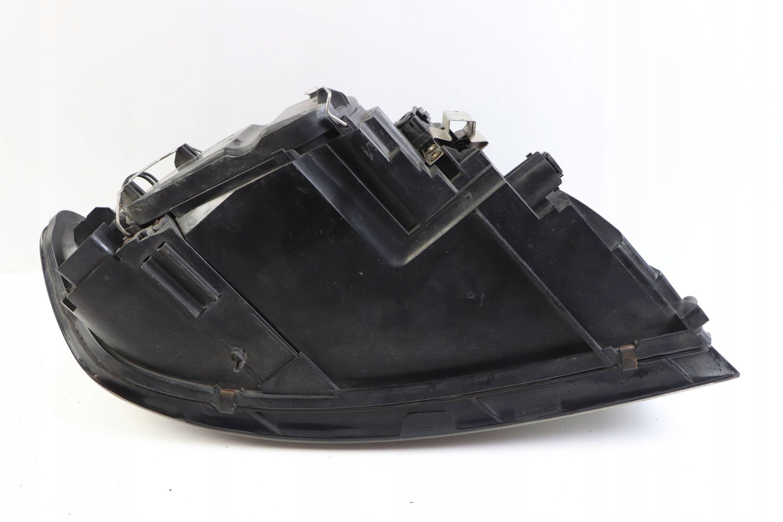 VOLVO V50 light front left front 30698885 EUROPA