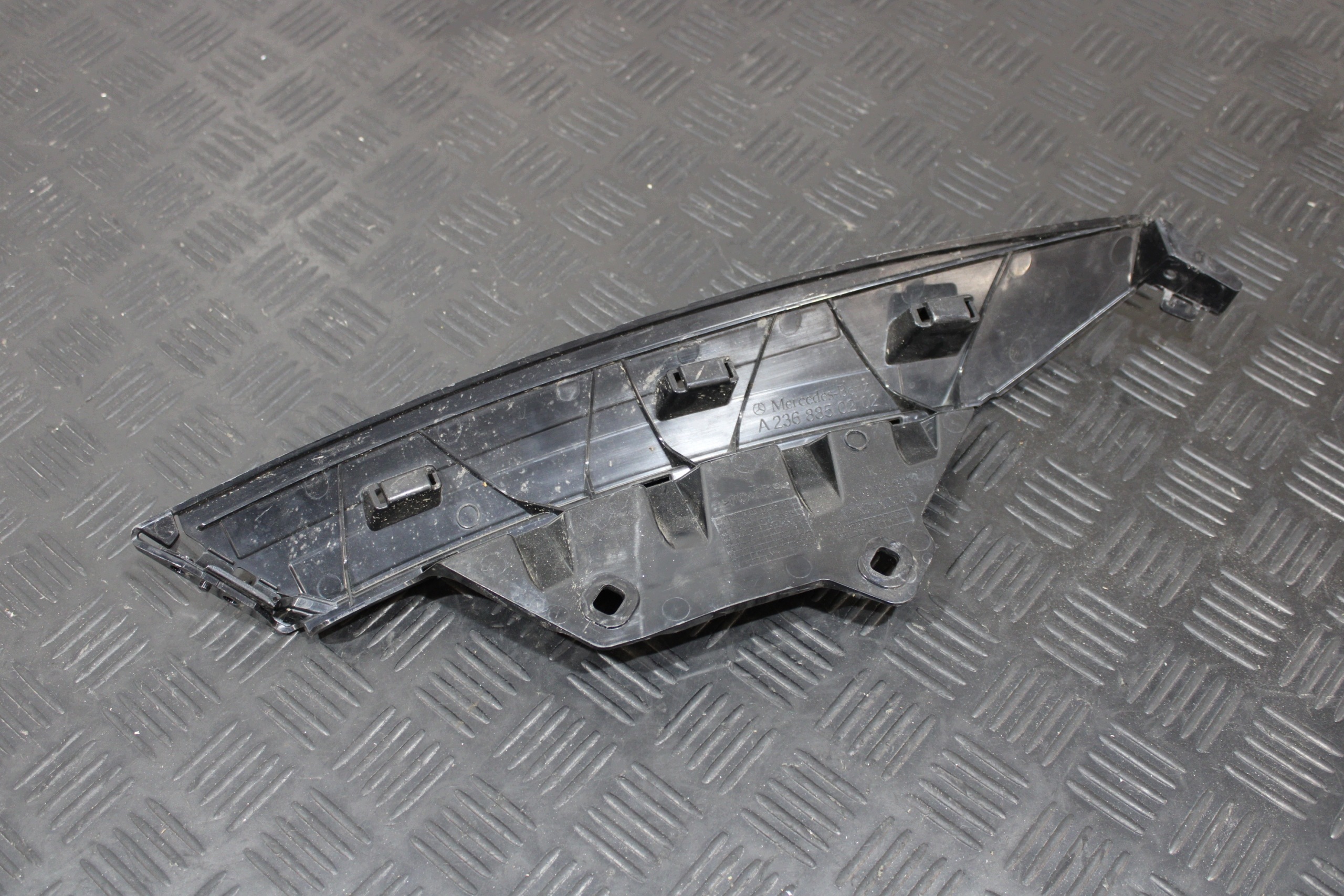 support holder right front A2368850202 MERCEDES-BENZ CLE 236 W236