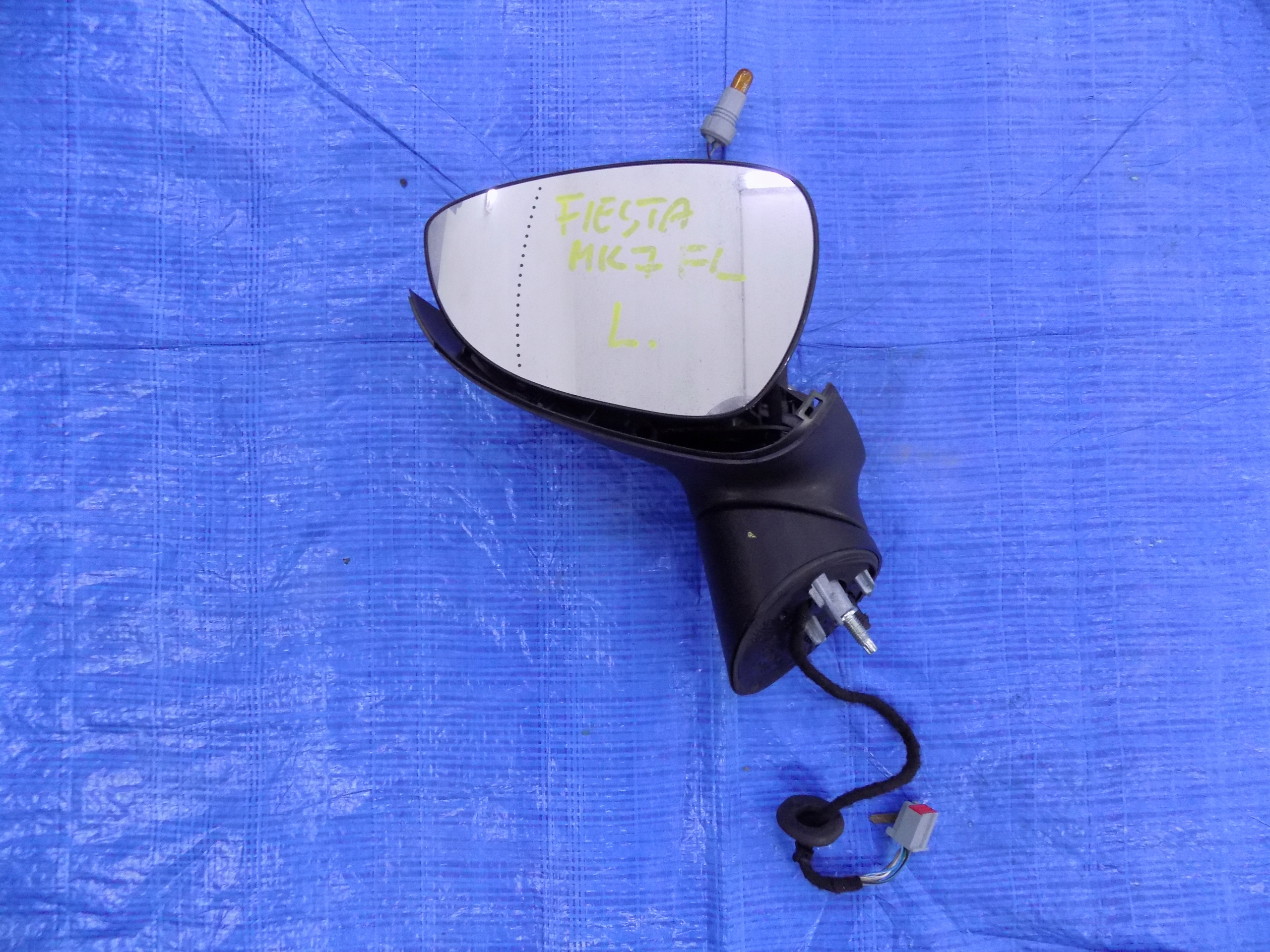 LUSTERKO LEWE FORD FIESTA MK7 LIFT