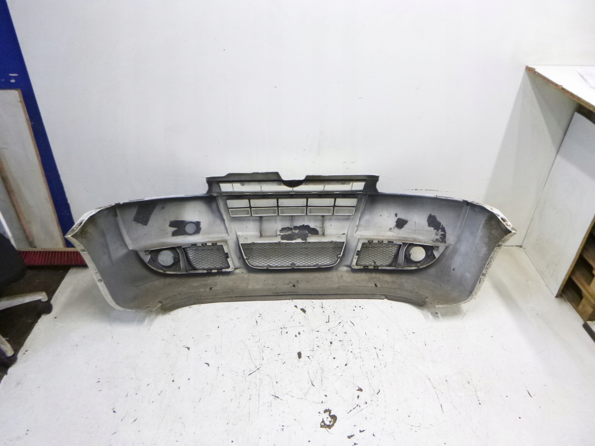 FRONTSTOSSSTANGE FIAT DOBLO LIFT MAXI 249 2008R