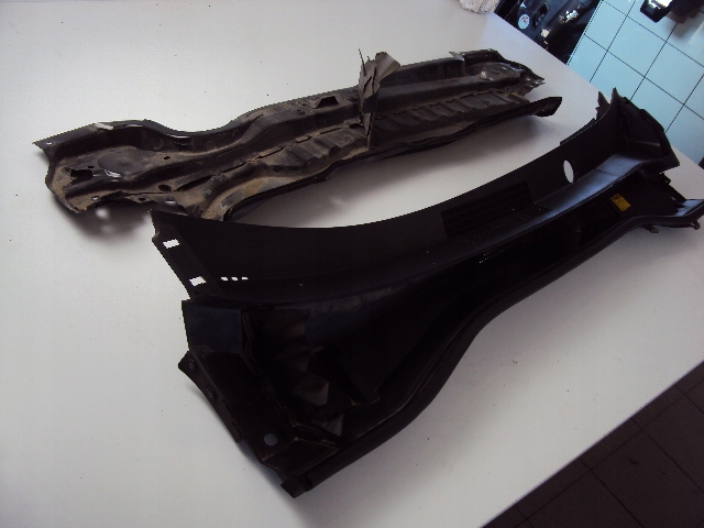 PODSZYBIE TOYOTA C-HR HYBRYDA 2016-