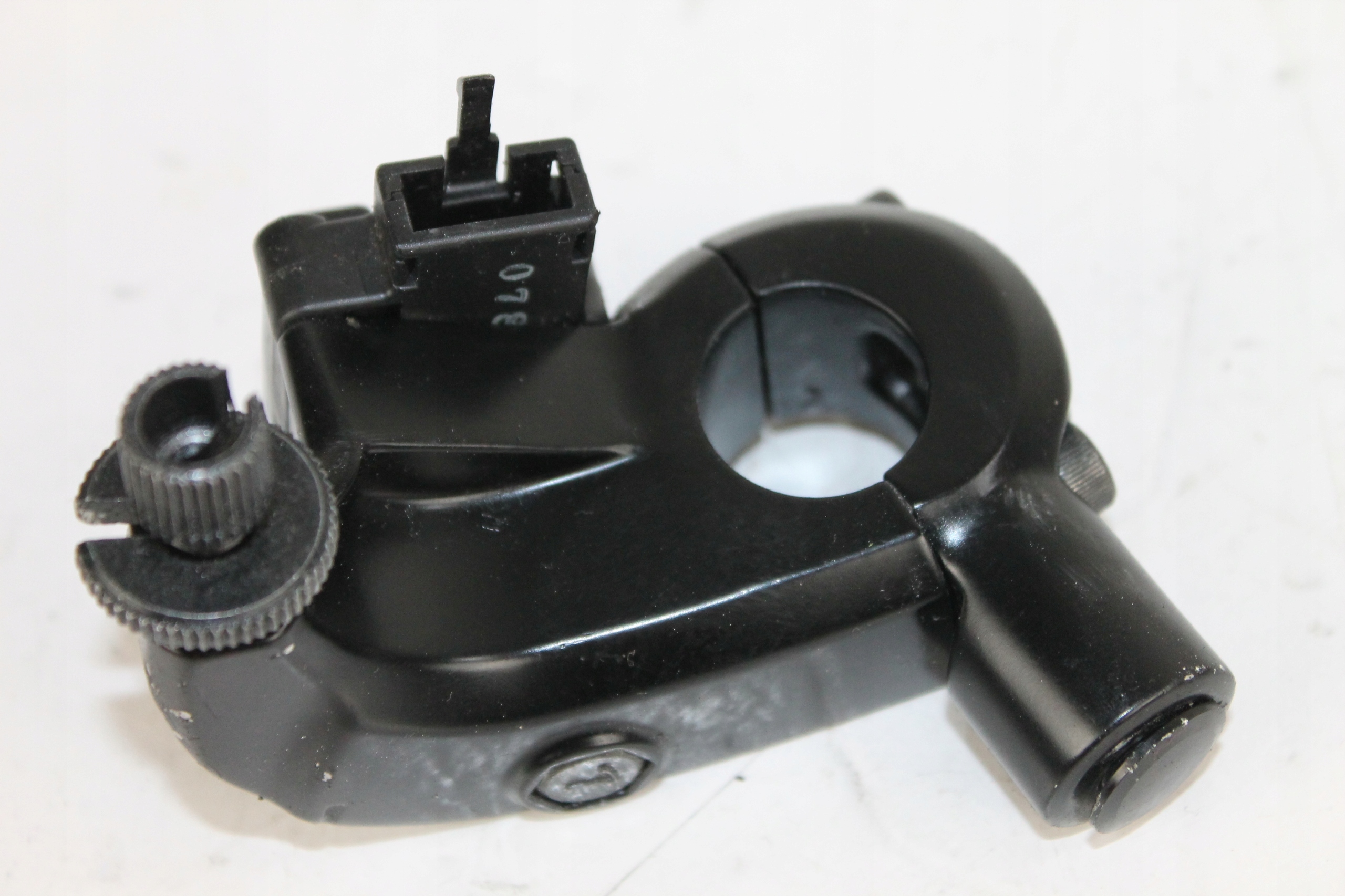 KAWASAKI Z900 20 ABS MOCOWANIE KLAMKI SPRZEGLA