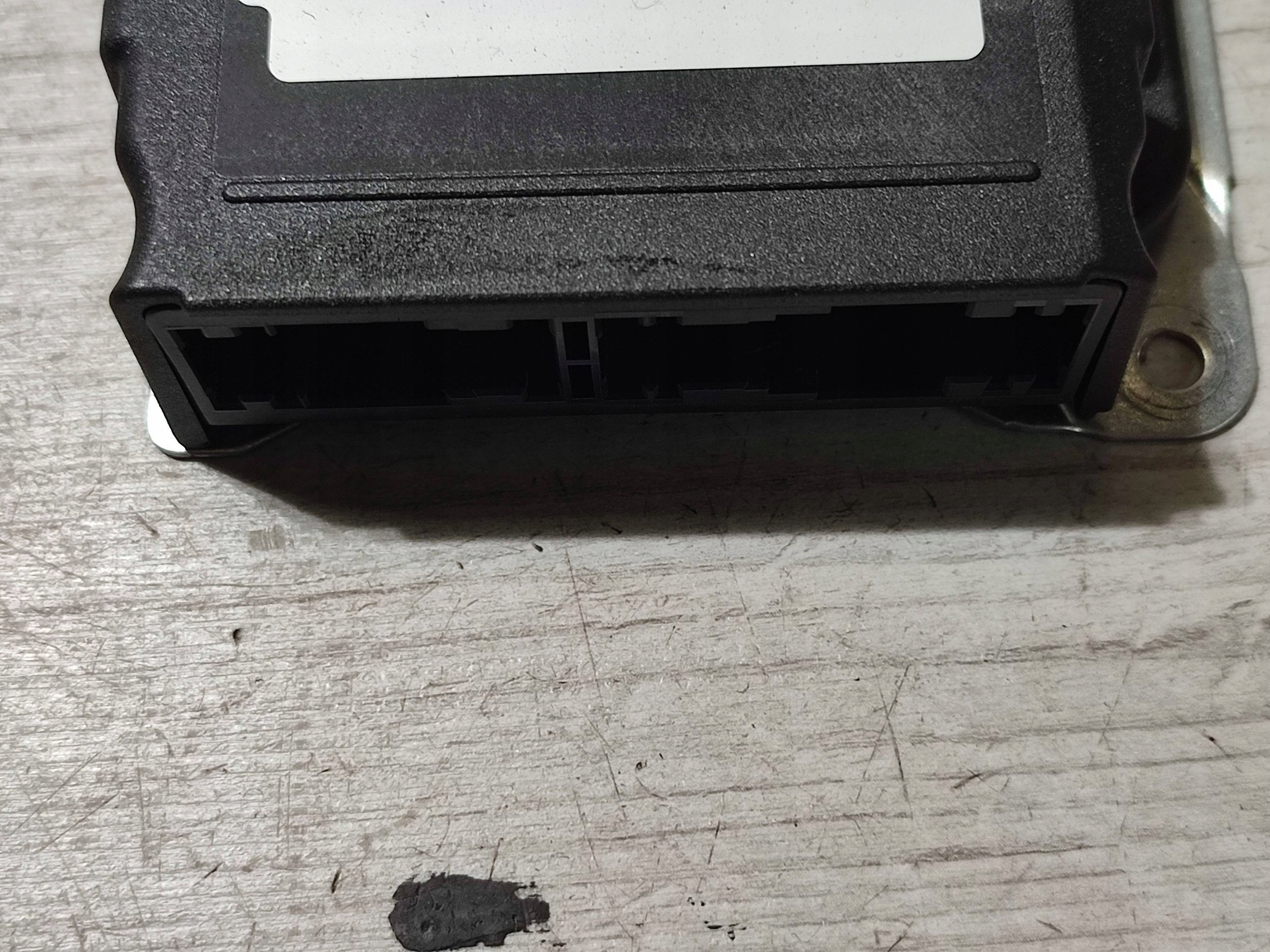 Peugeot 2008 and 2018 control unit / module airbag