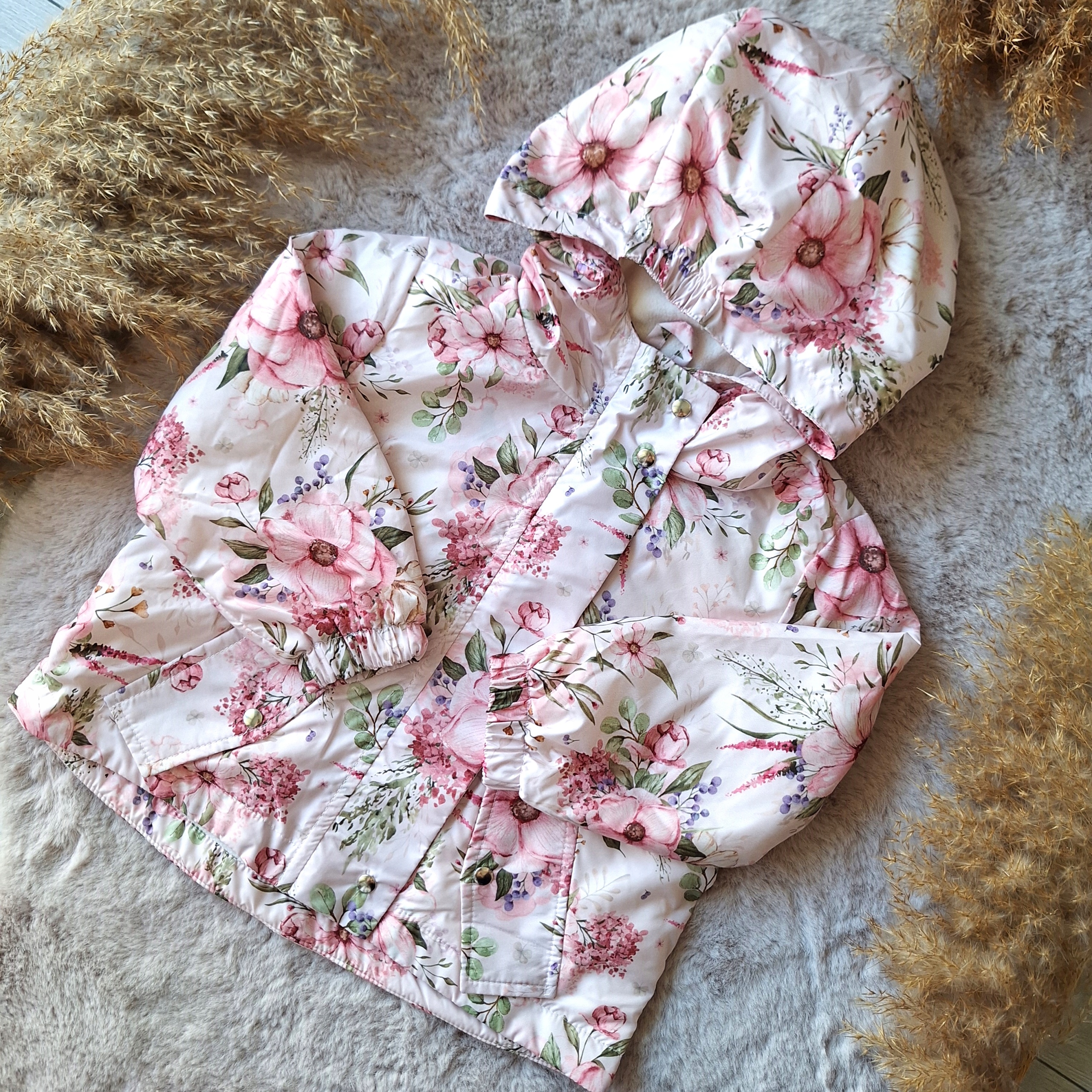 Haydi kurtka dla dziewczynki wiosenna cienka jasny róż w kwiaty polar: 110 Marka Inna marka