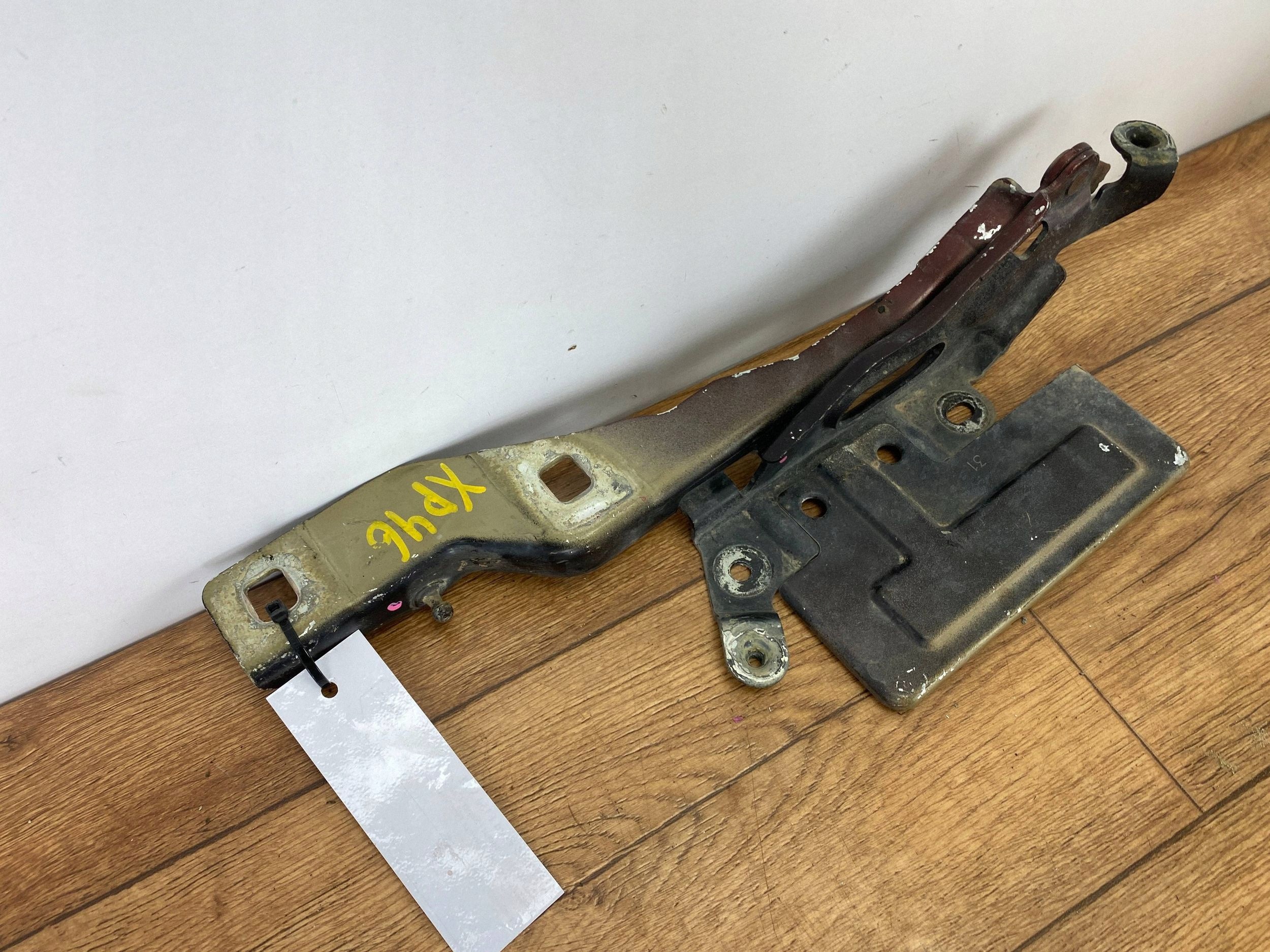 bonnet hinges left Ford F150 2015+