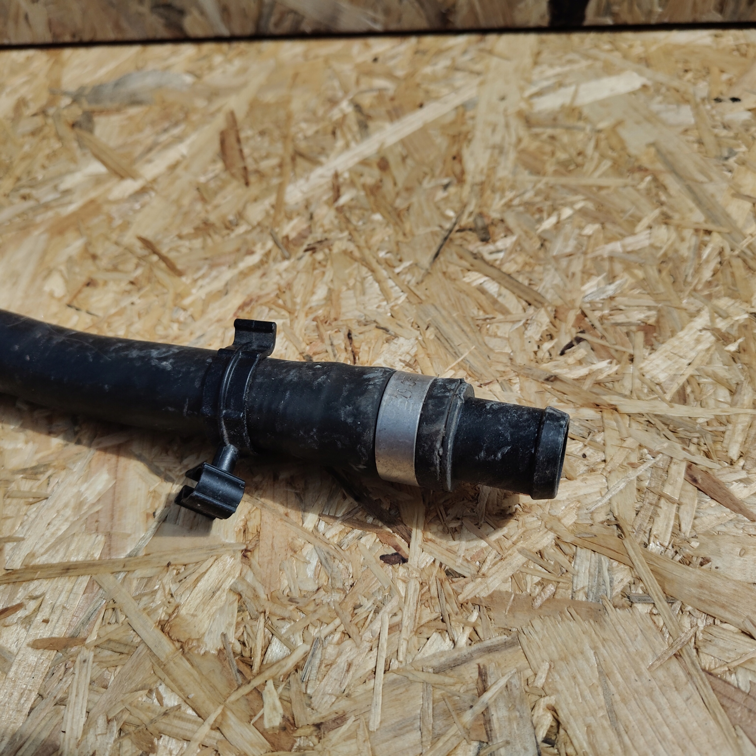 dodatna pumpa vode MERCEDES CLA W 117 2.2