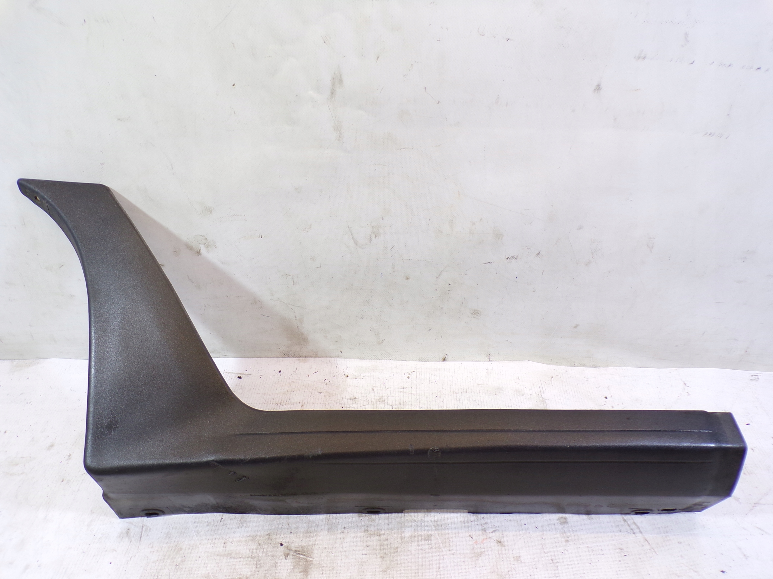 cap moulding threshold right rear OPEL KADETT GSI (F)