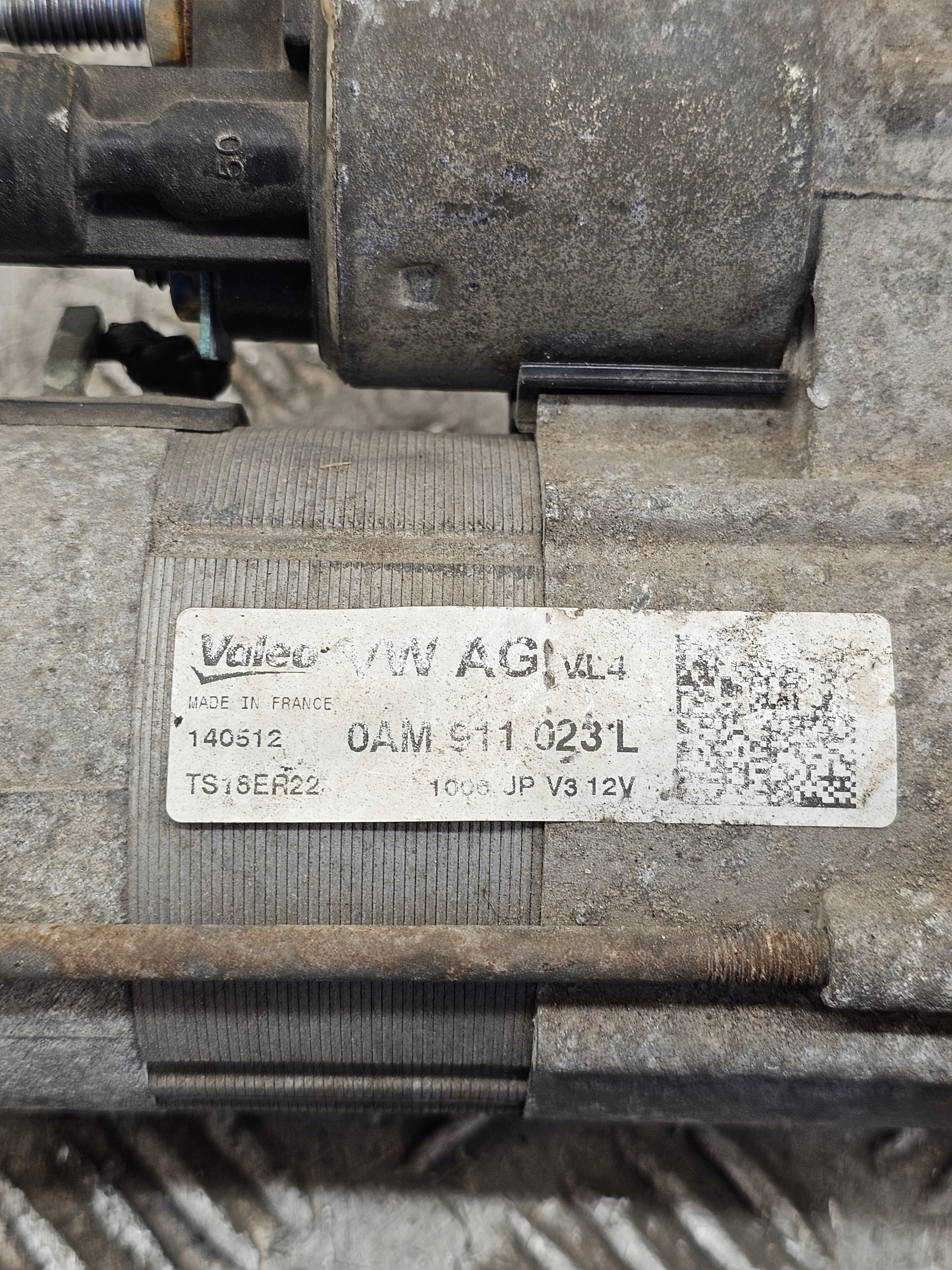 VOLKSWAGEN POLO 6R starter 0AM911023L