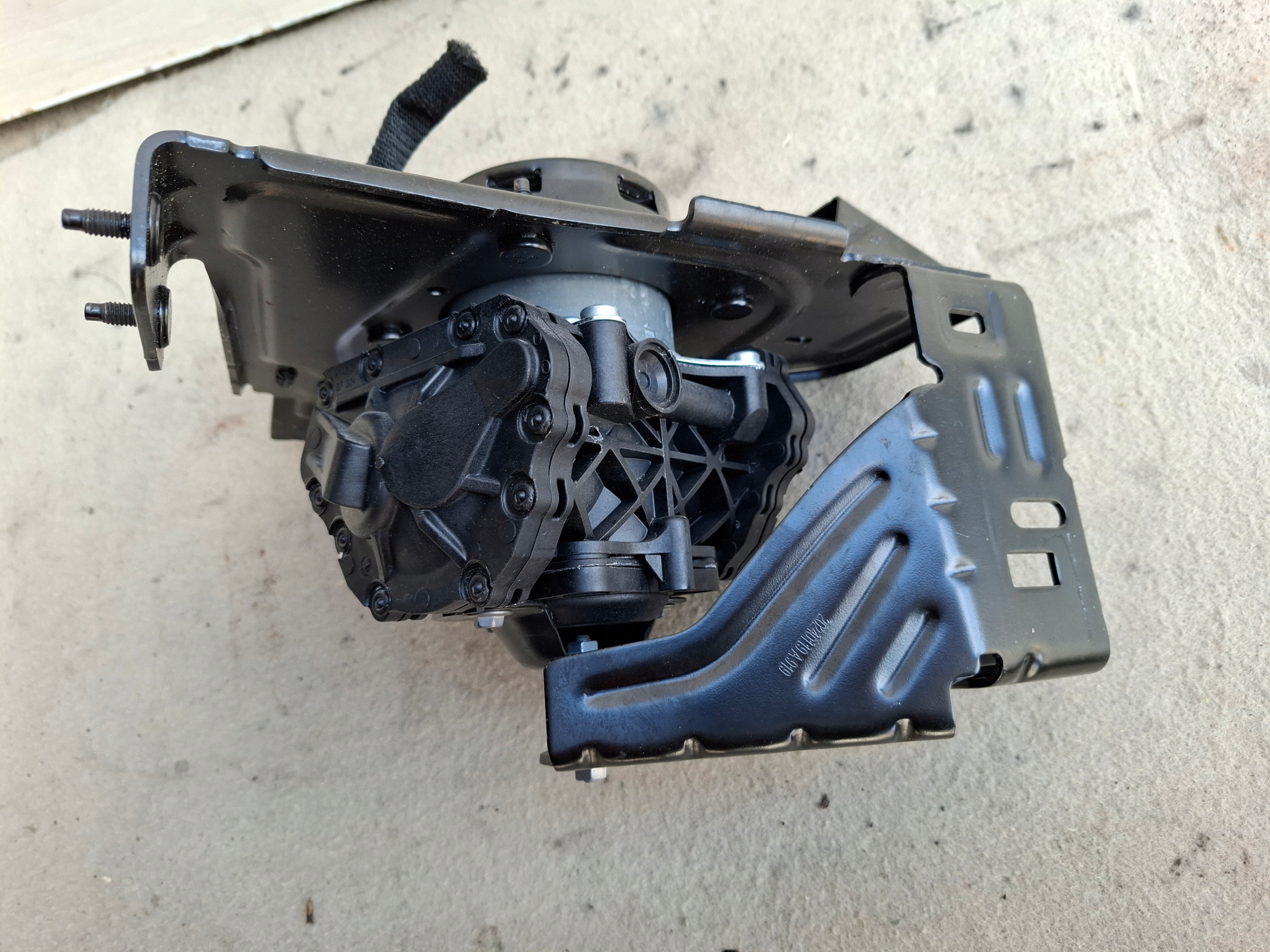 pump VACUM electrical PEUGEOT 9835028580
