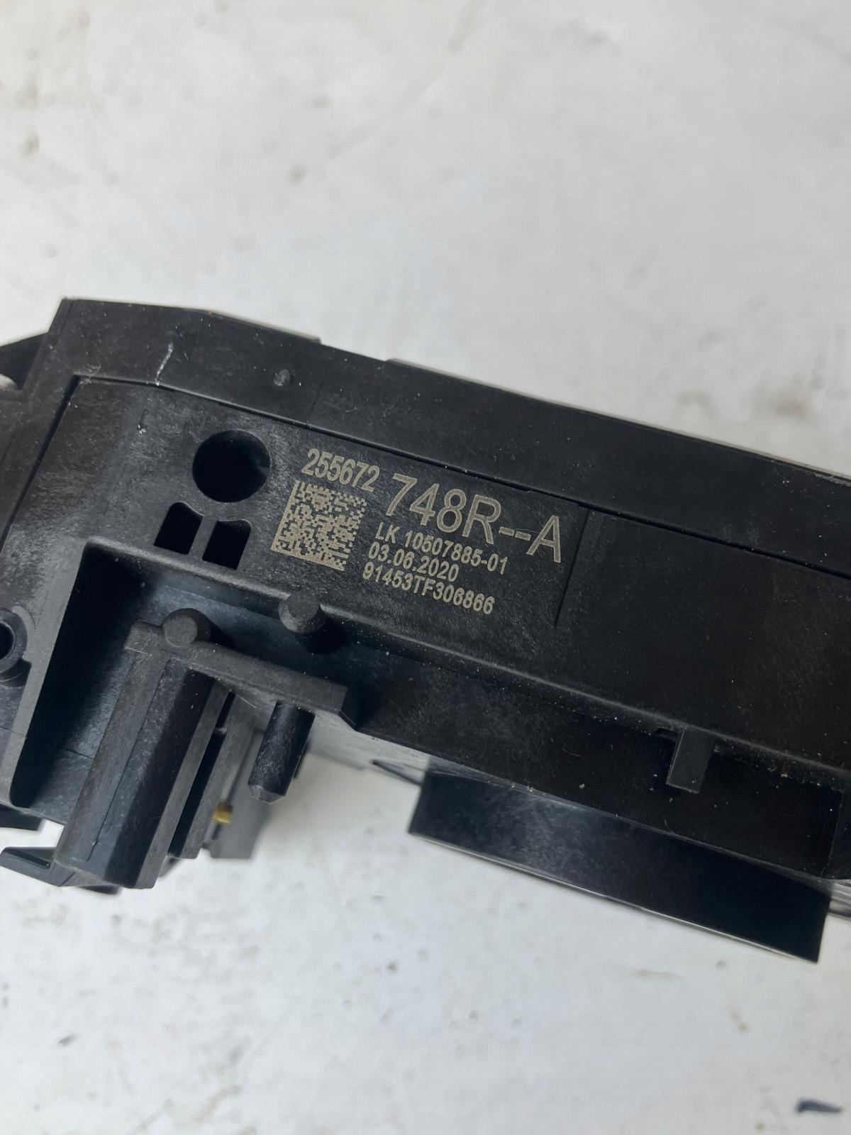 DEVIO LUCI TERGICRISTALLO TERGI RENAULT CLIO V 255672748R