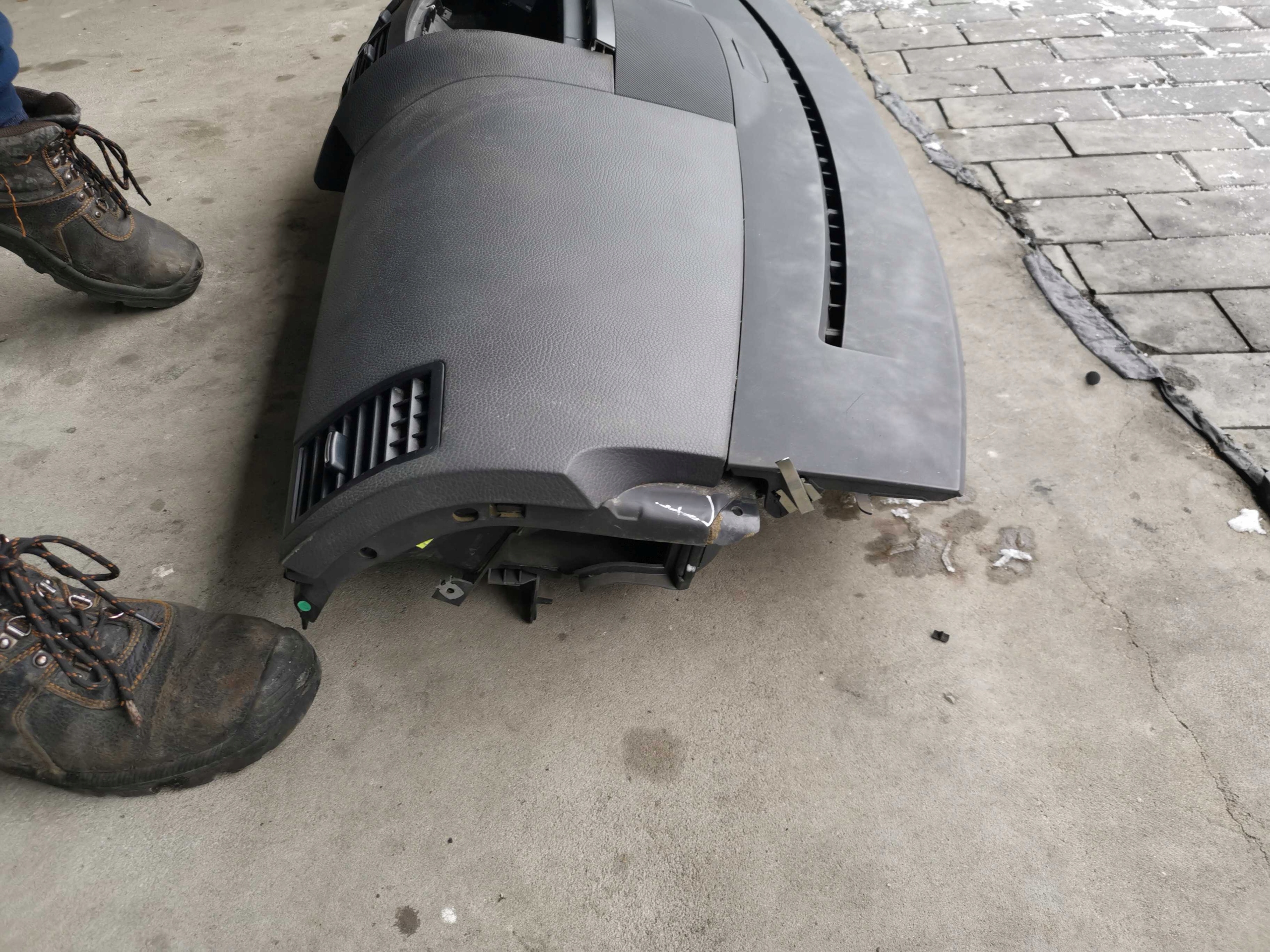 торпеда консоль Подушки volkswagen oe 7L6858451