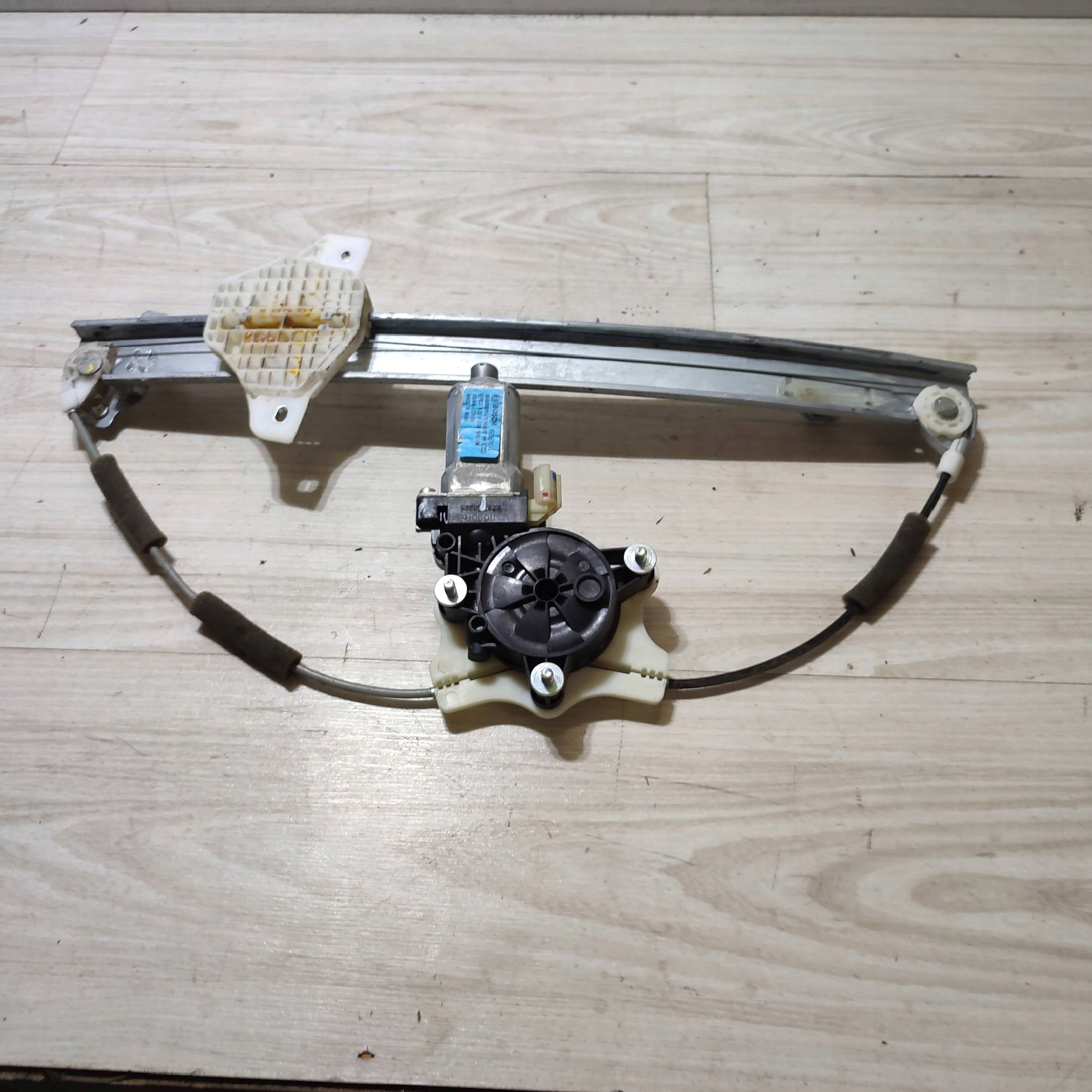 window regulator door przednich front right Hyundai i20 82460C7000