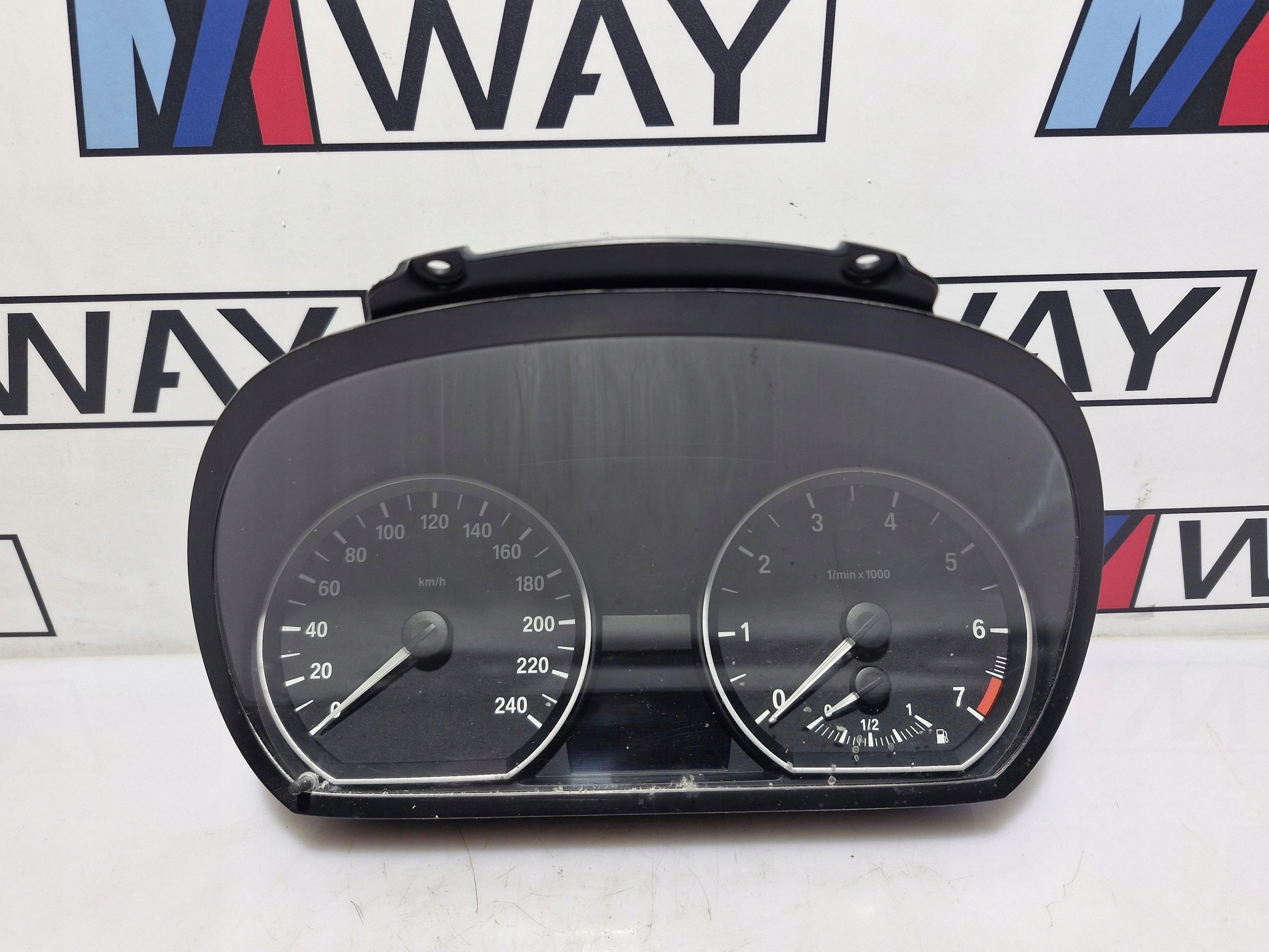 BMW E81 E82 E87 E88 budíky ZEGRY EUROPA originál 9110191