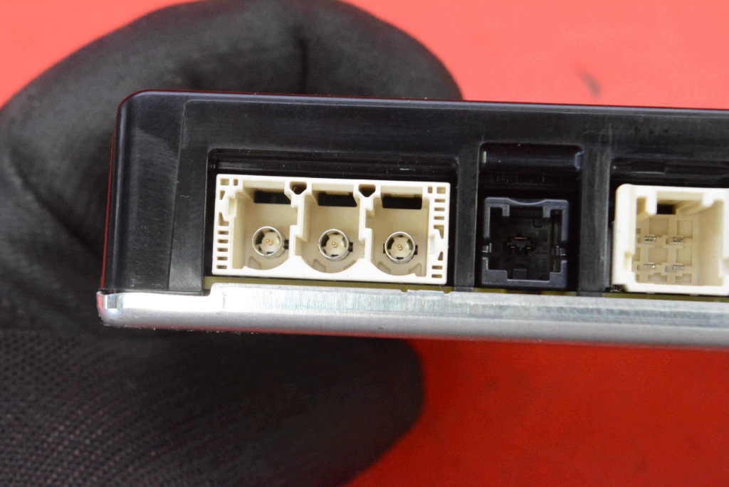control unit module TELEFONU 86740-K0021 TOYOTA YARIS 4 IV 20-24