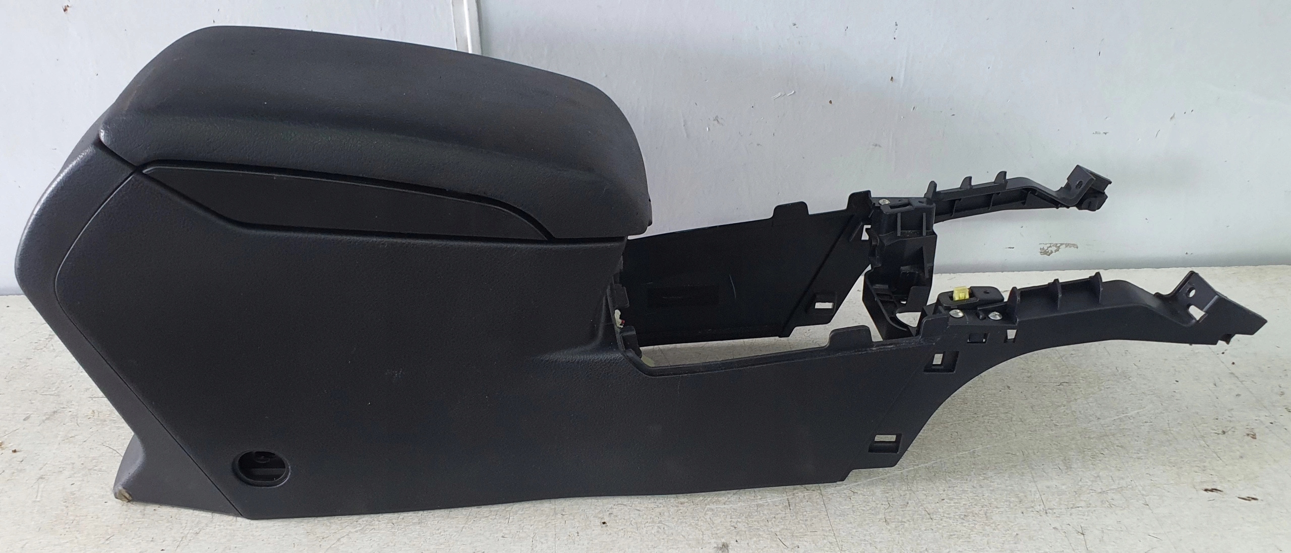 bracciolo tunel Subaru Outback IV Outback 4 09