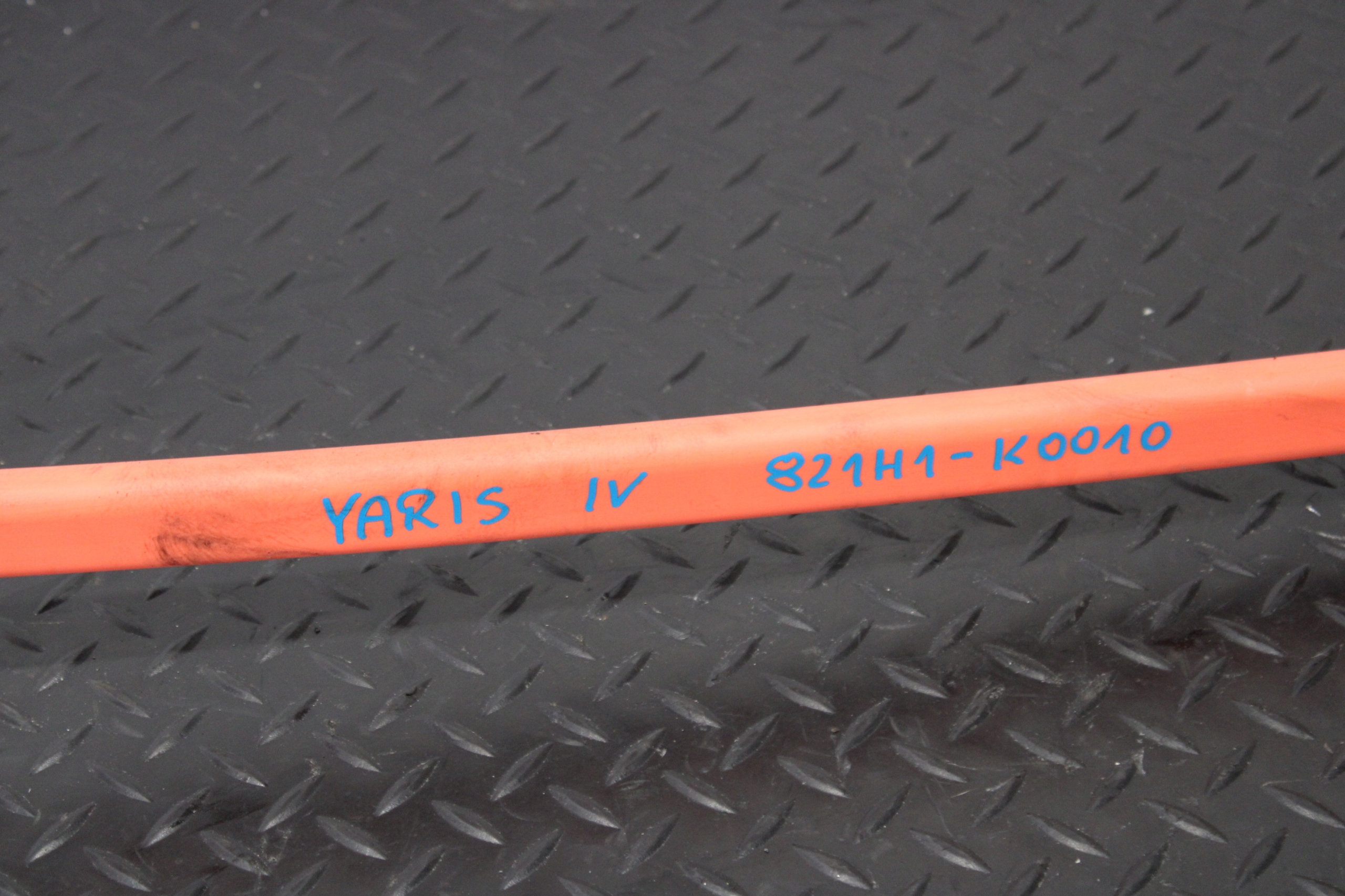 bundle electrical TOYOTA YARIS IV 4 821H1-K0010