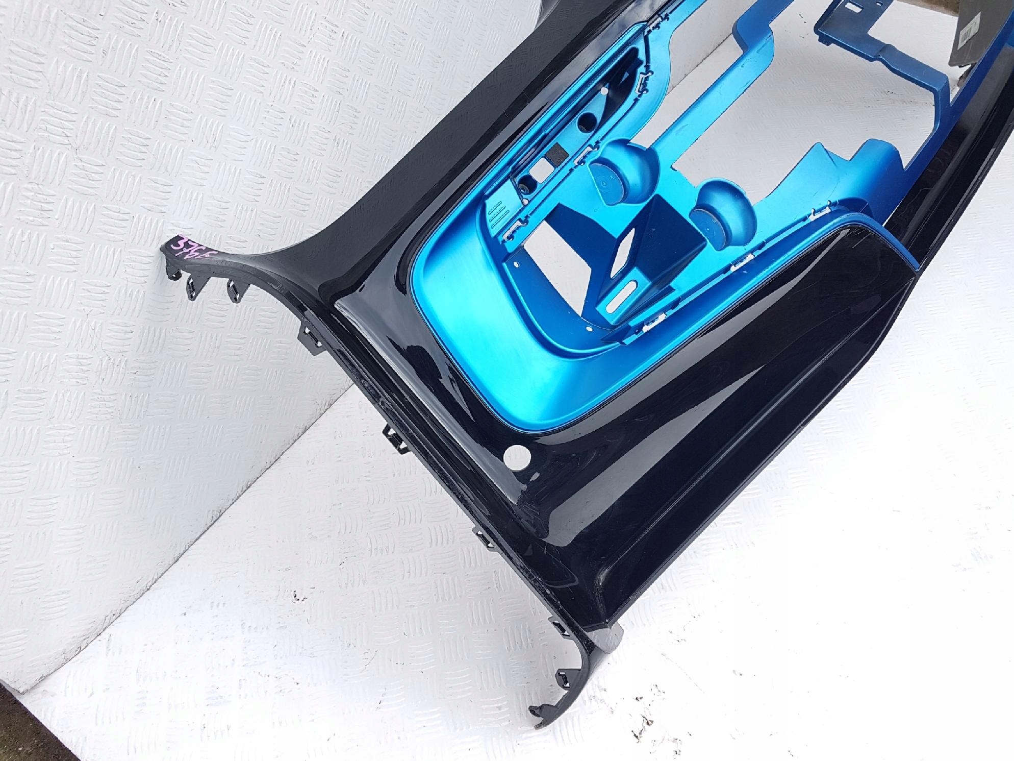 BMW i8 and 8 bumper rear part rear