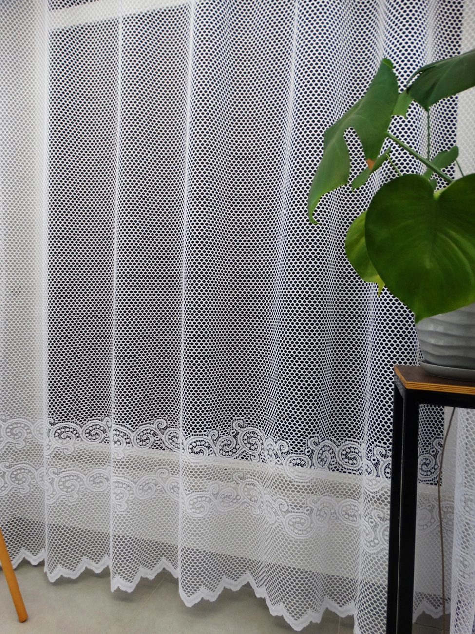 Mg Záclona 125/415 medová plástev Pásek Bílý 250x250cm Hotový Lem M