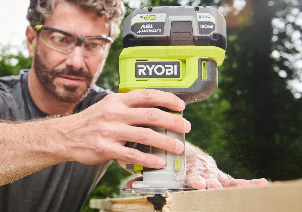 Frezarka RYOBI RTR18-0 Marka Ryobi