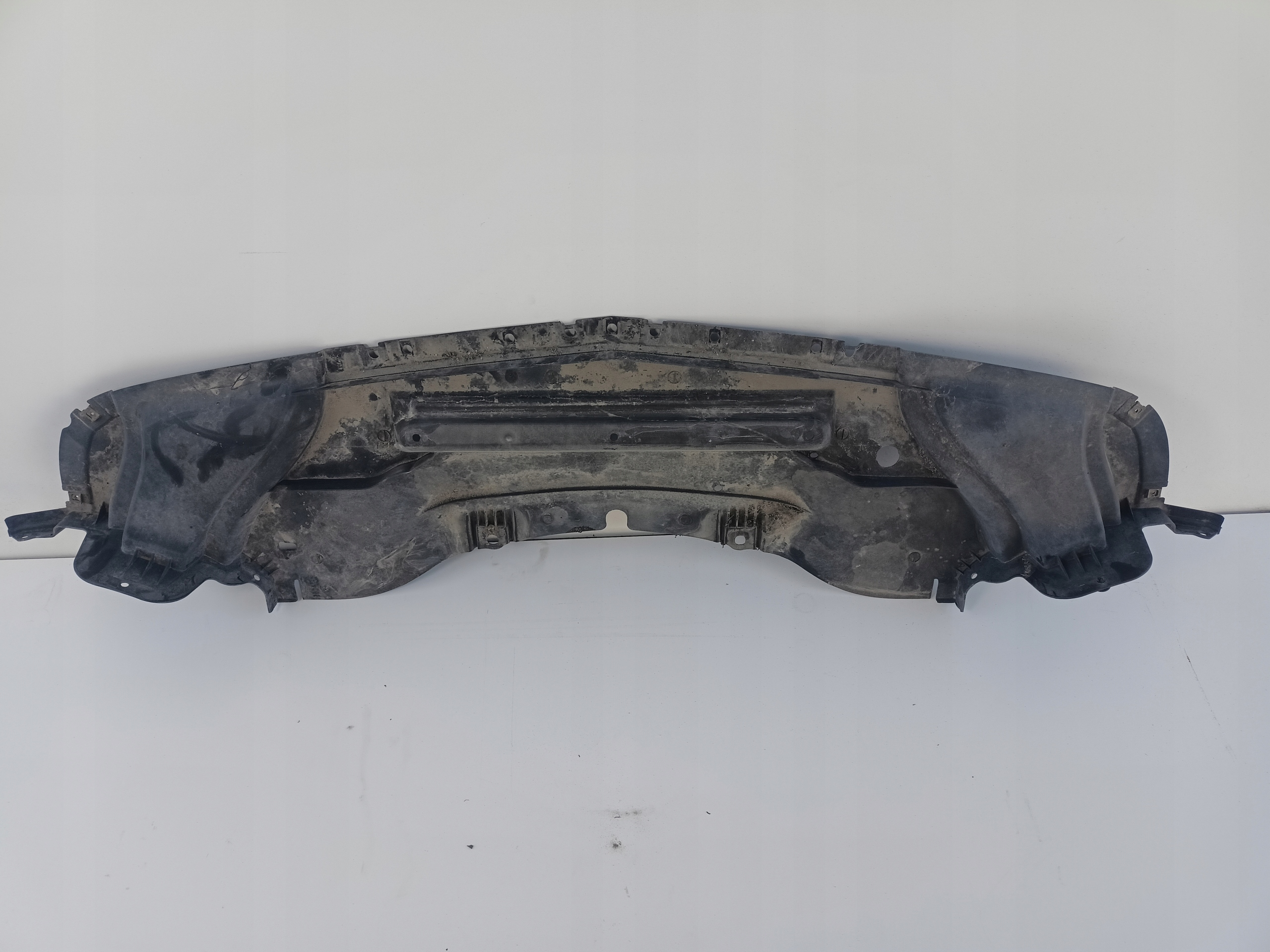 DODGE CHALLENGER 2015+ PŁYTA OSŁONA POD ZDERZAK ORYGINAŁ 68085541-AC Numer katalogowy części 68085541-AC ORYG.