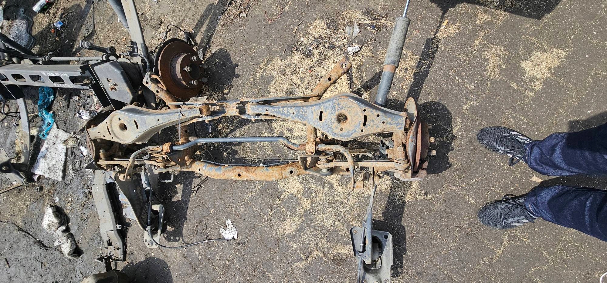 träger / Achsträger heck VOLKSWAGEN TOURAN LIFT