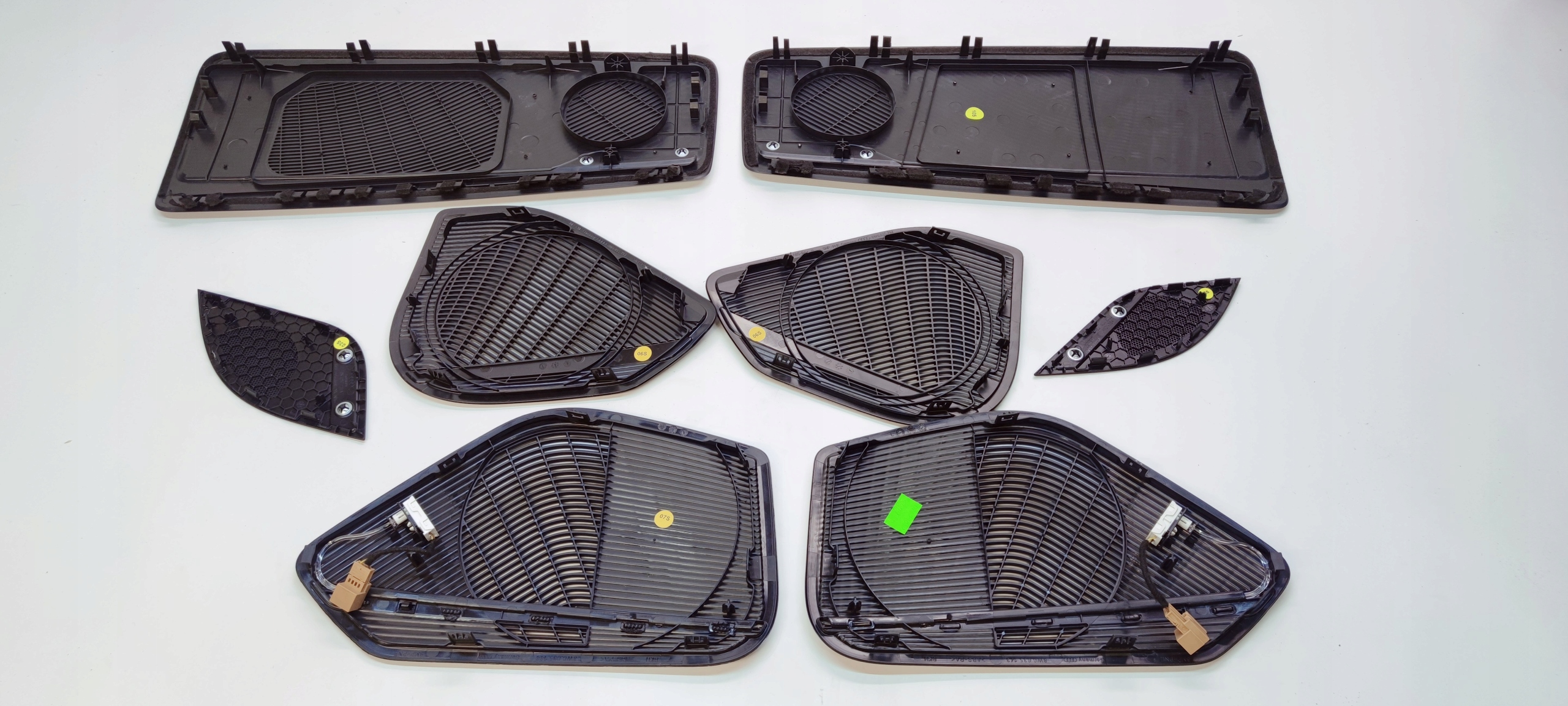 MASKOWNICE KOMPLET AUDI A4 B9 bang & OLUFSEN