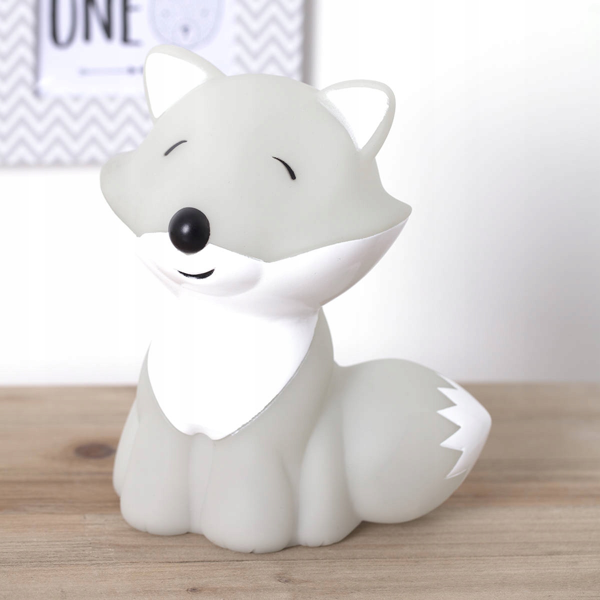 LAMPKA NOCNA, UROCZY ŚWIECĄCY LISEK DLA DZIECKA Zasilanie bateryjne