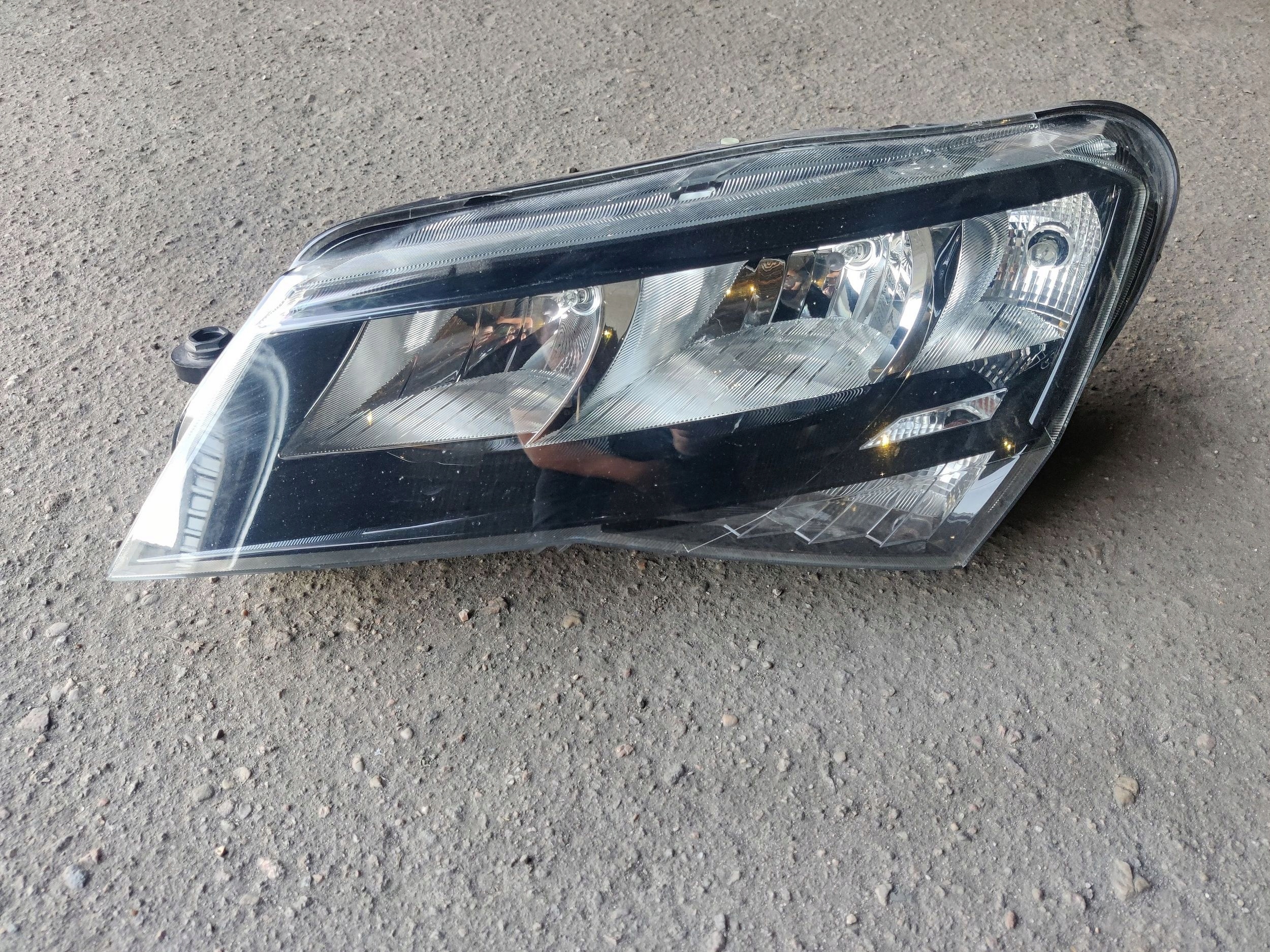 Frontscheinwerfer Skoda Superb III 3V 1EJ0119390 LED Links Headlight - Thumbnail 1