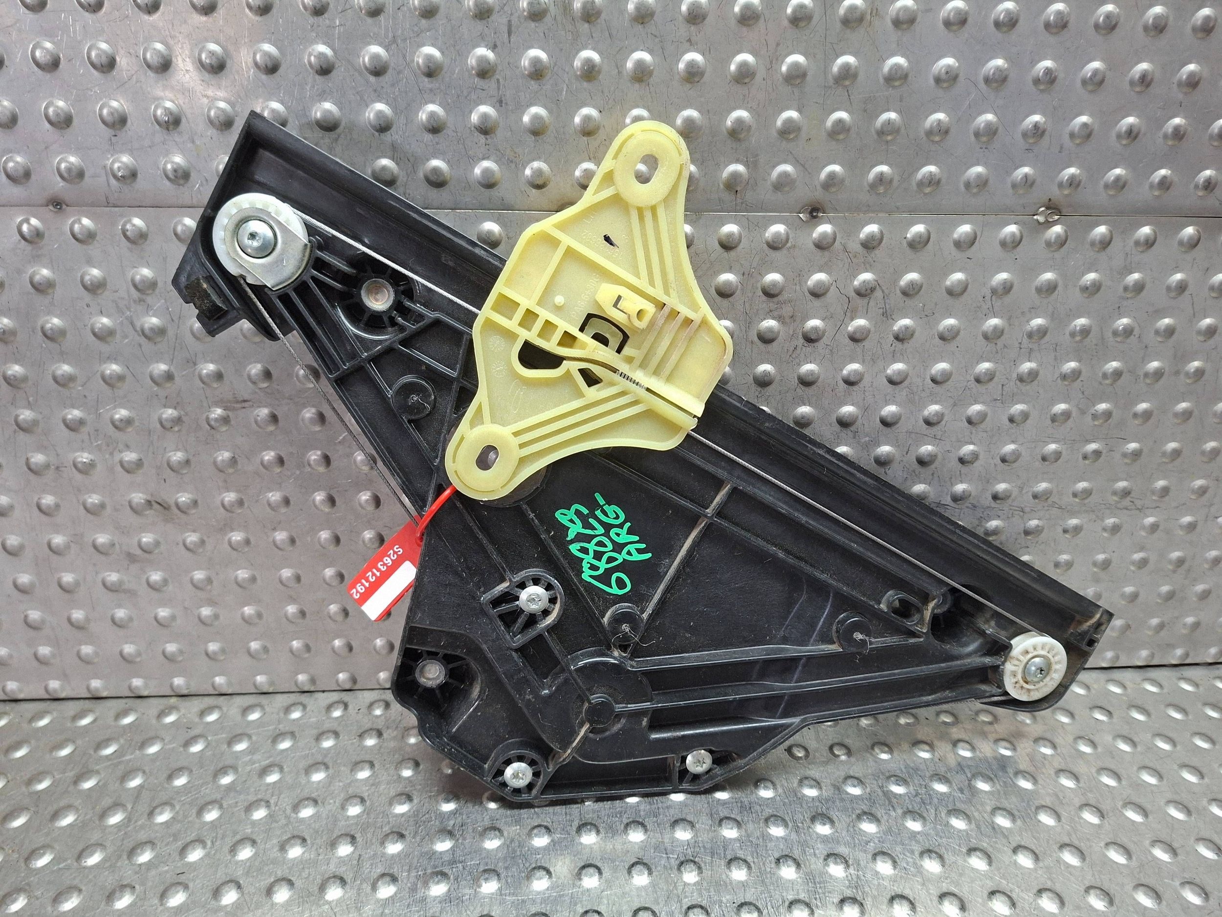window regulator rear left 827217837R RENAULT CLIO V 2019