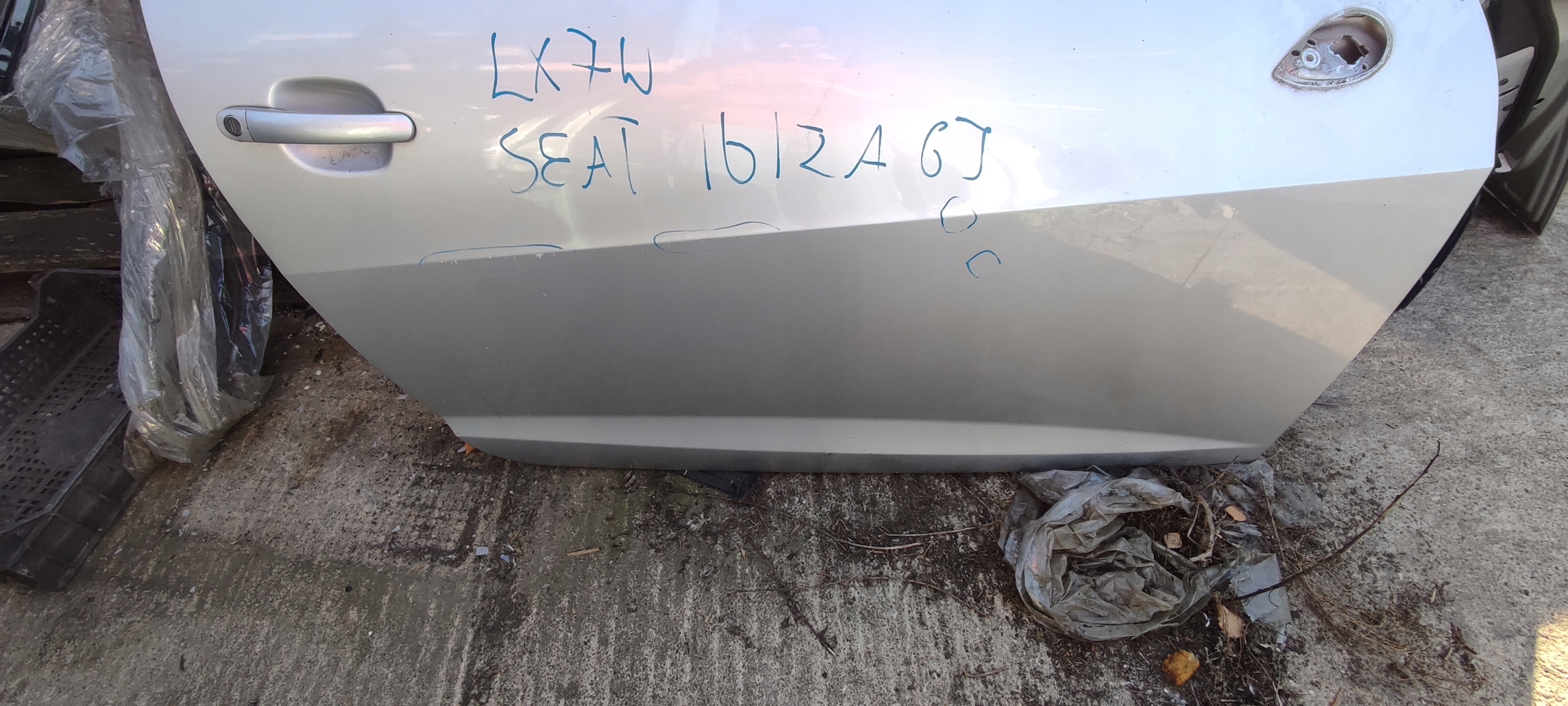 door right front front seat ibiza IV LX7W 3D