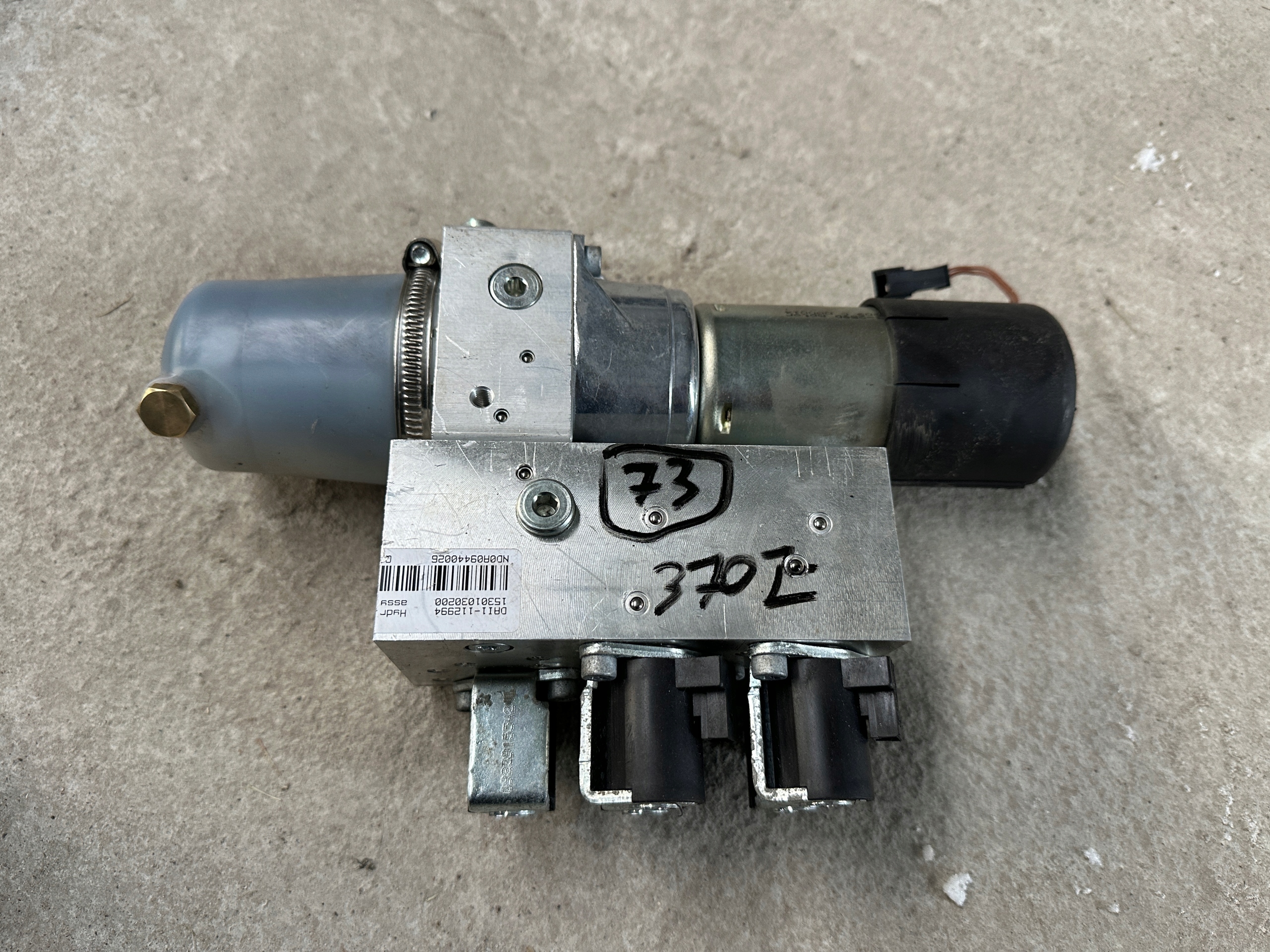 POMPA DACHU NISSAN 370Z CABRIO