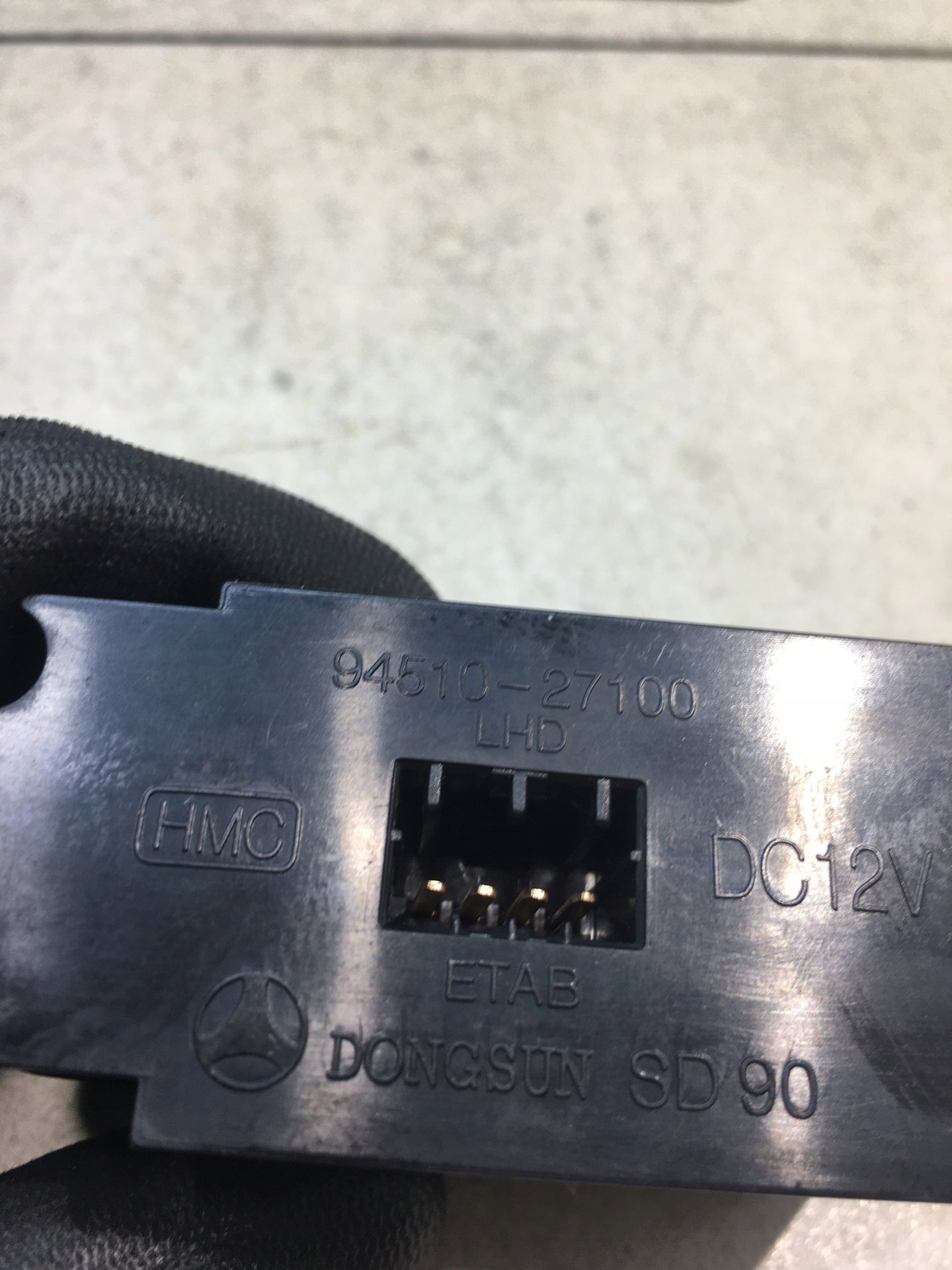 Hyundai OE 94510-27100