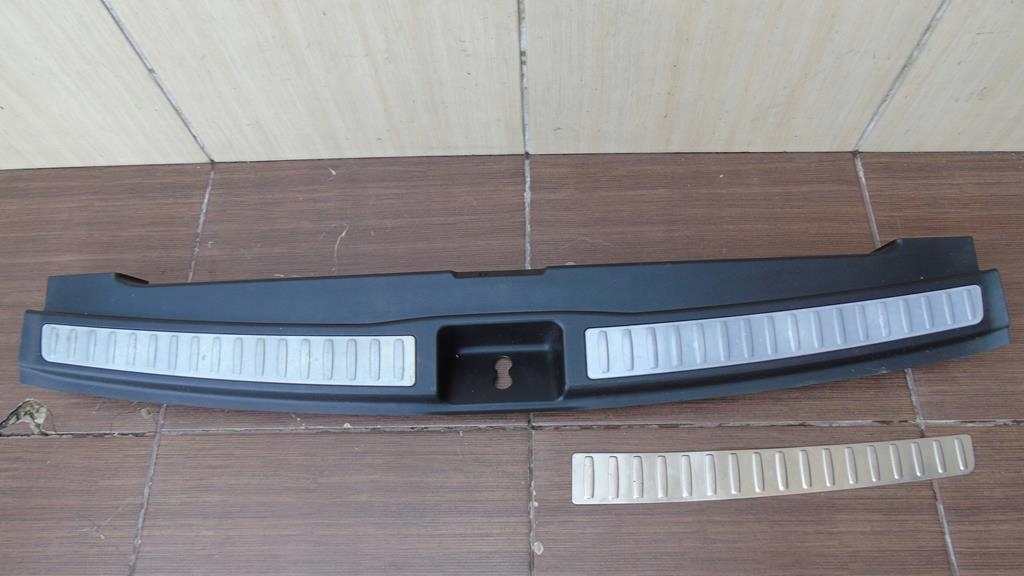 1666900041 - НАКЛАДКА НА БАГАЖНИК MERCEDES ML 166