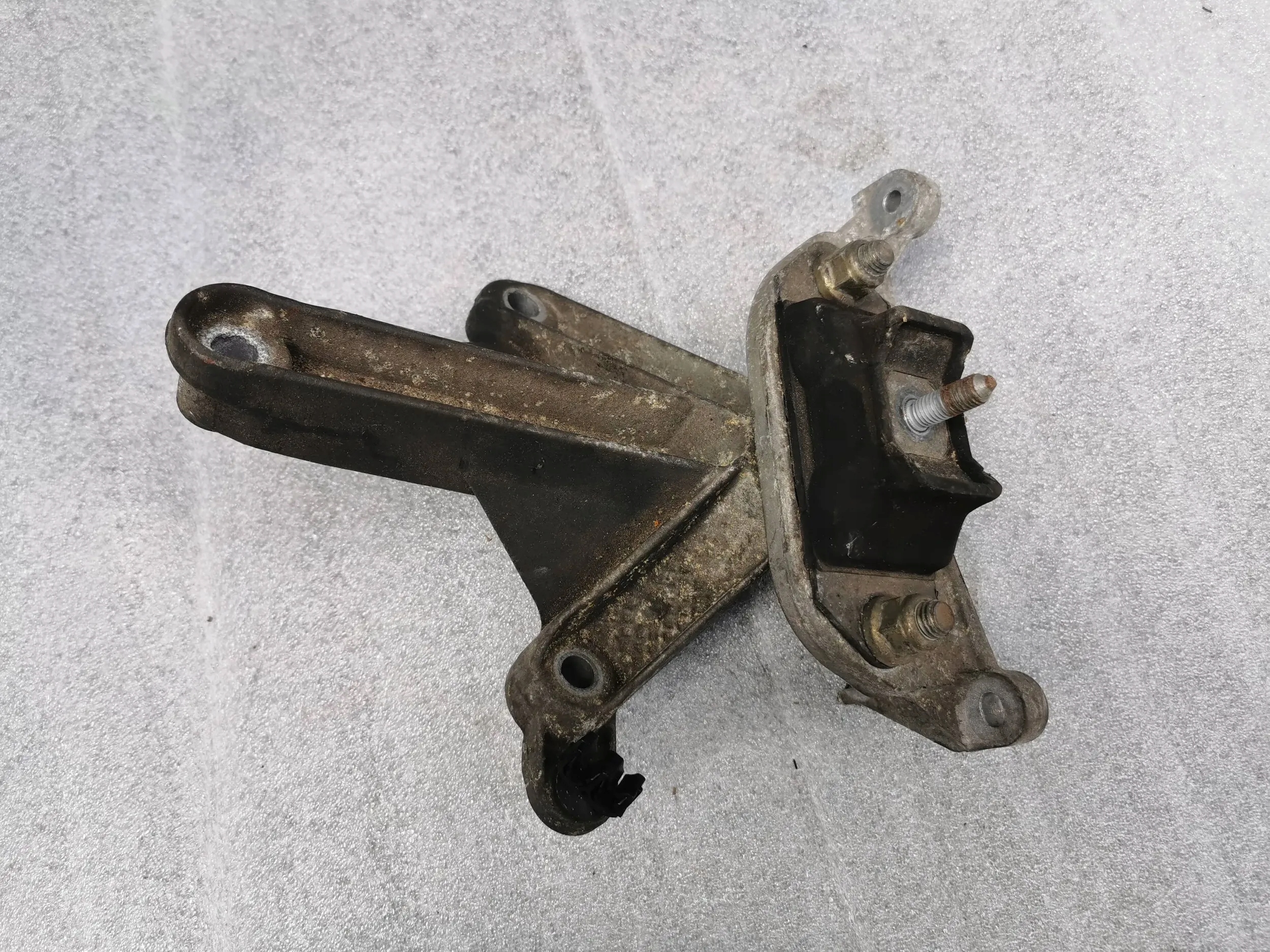 Renault Megane II Clio III Łapa skrzyni biegów mocowanie poduszka Dacia