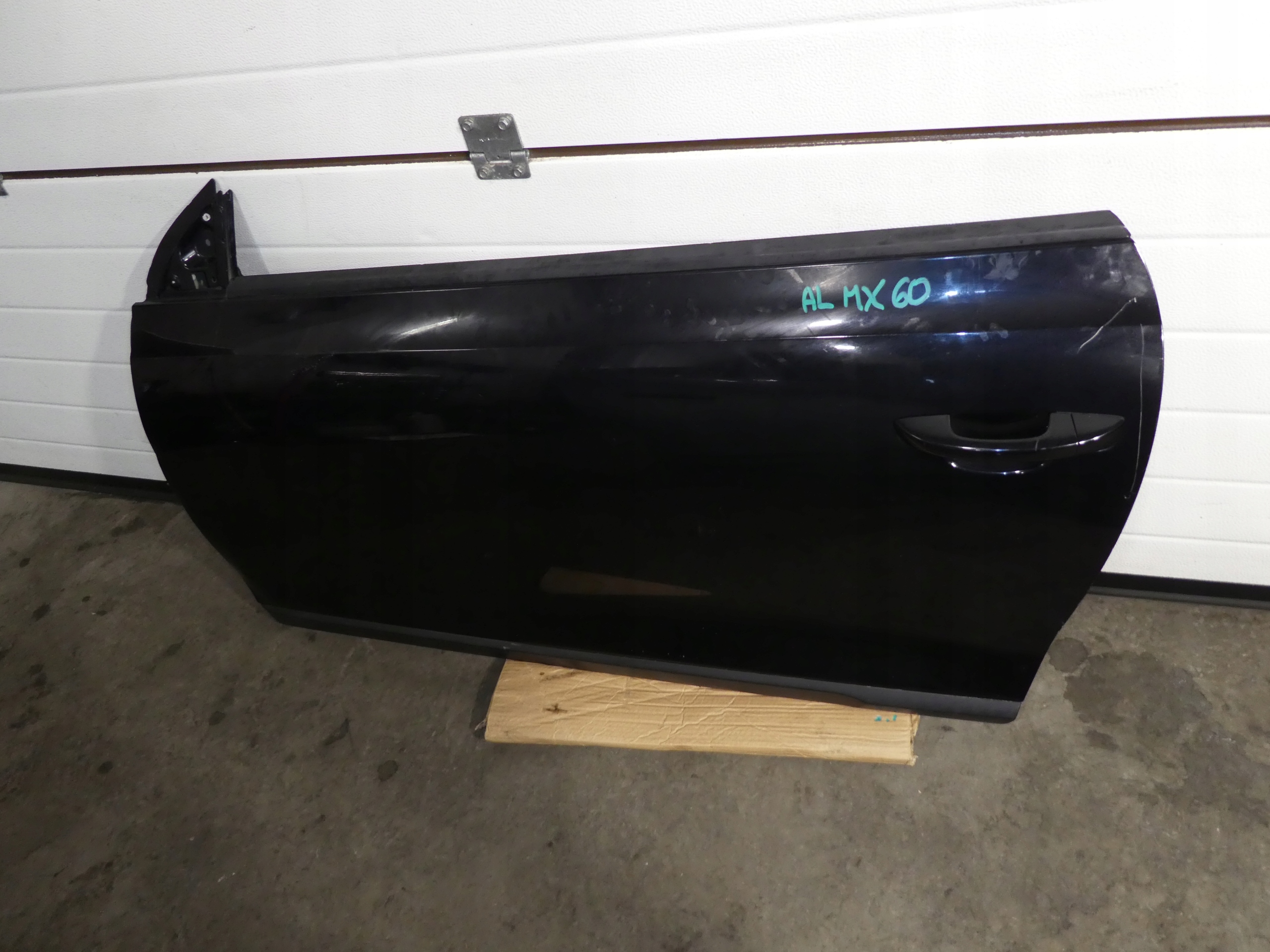 PORTIÈRE GAUCHE AVANT VW SCIROCCO