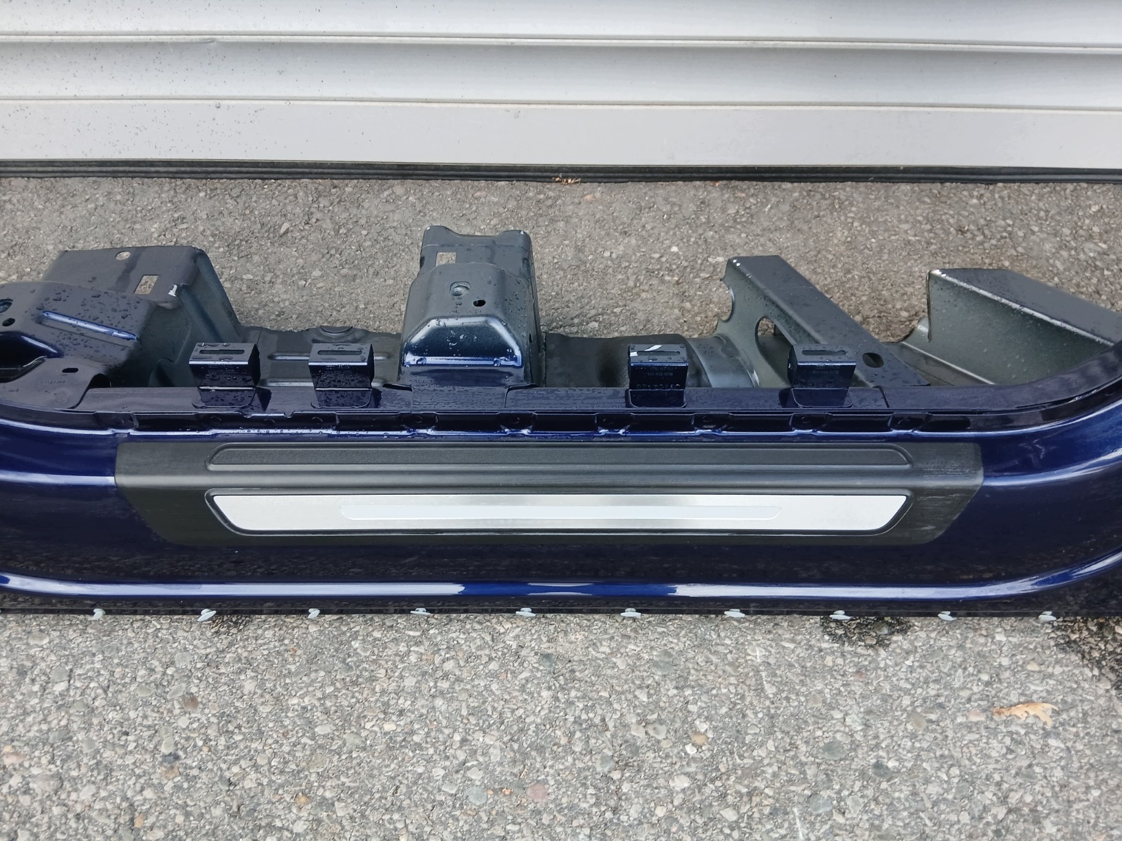 AUDI Q5 80A quarter threshold pillar right front LX5H