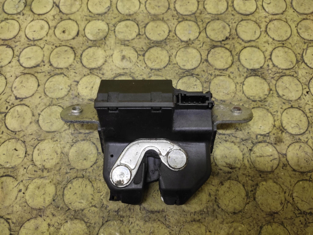 FIAT BRAVO II lock bonnet rear part 55701971
