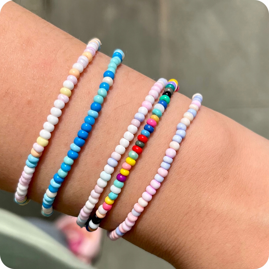 ZESTAW KORALIKÓW DO ROBIENIA BRANSOLETEK ZAWIESZKI PONAD 30000 elem. FR1020 Bohater / Bajka brak