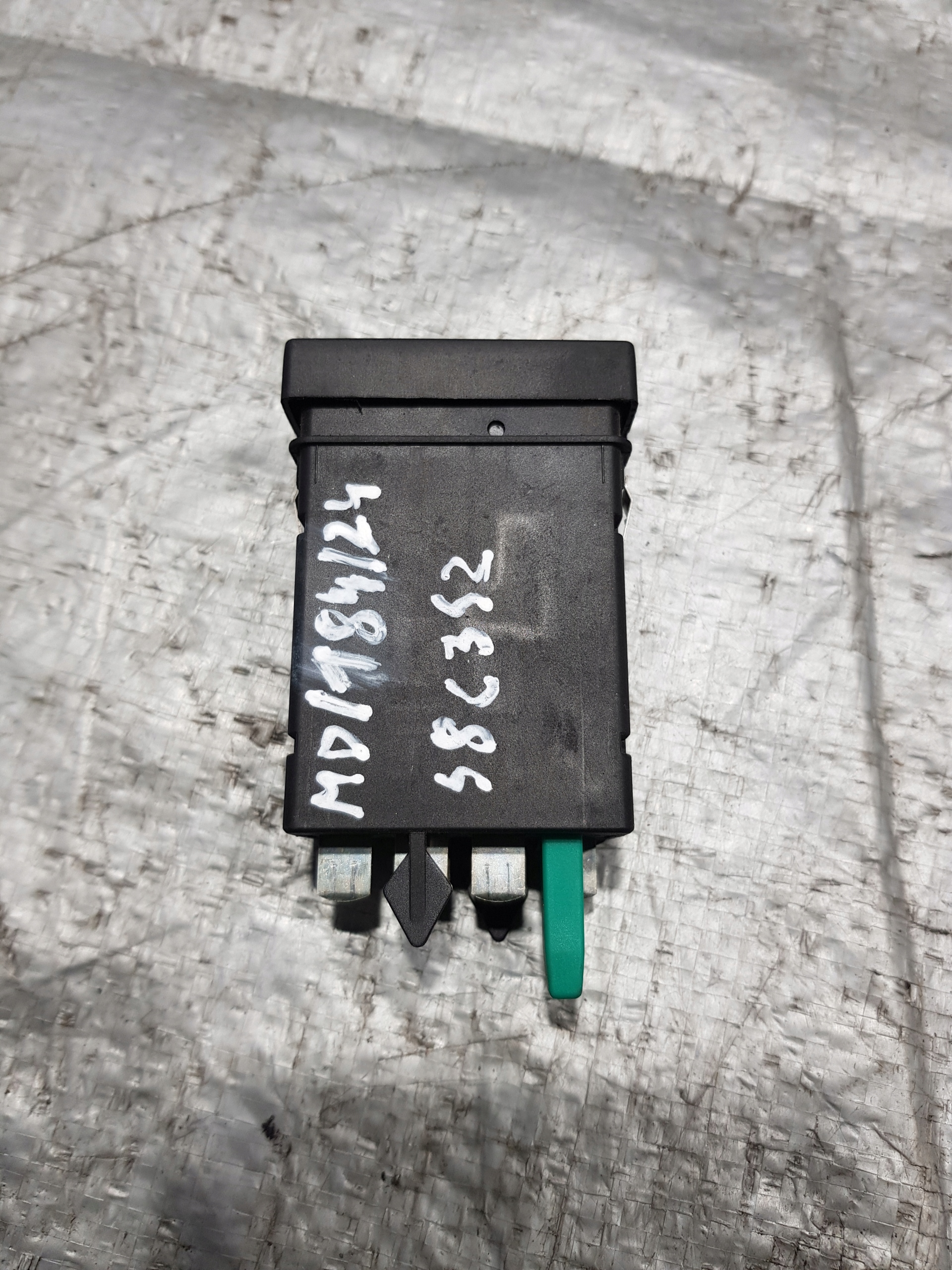 switch grzania seats VW PASSAT B5 3B0963563C