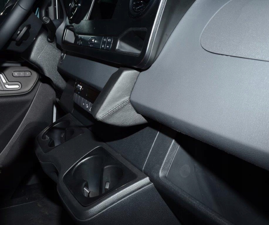 Konzola Kuda pro telefon Mercedes Sprinter od roku 2018