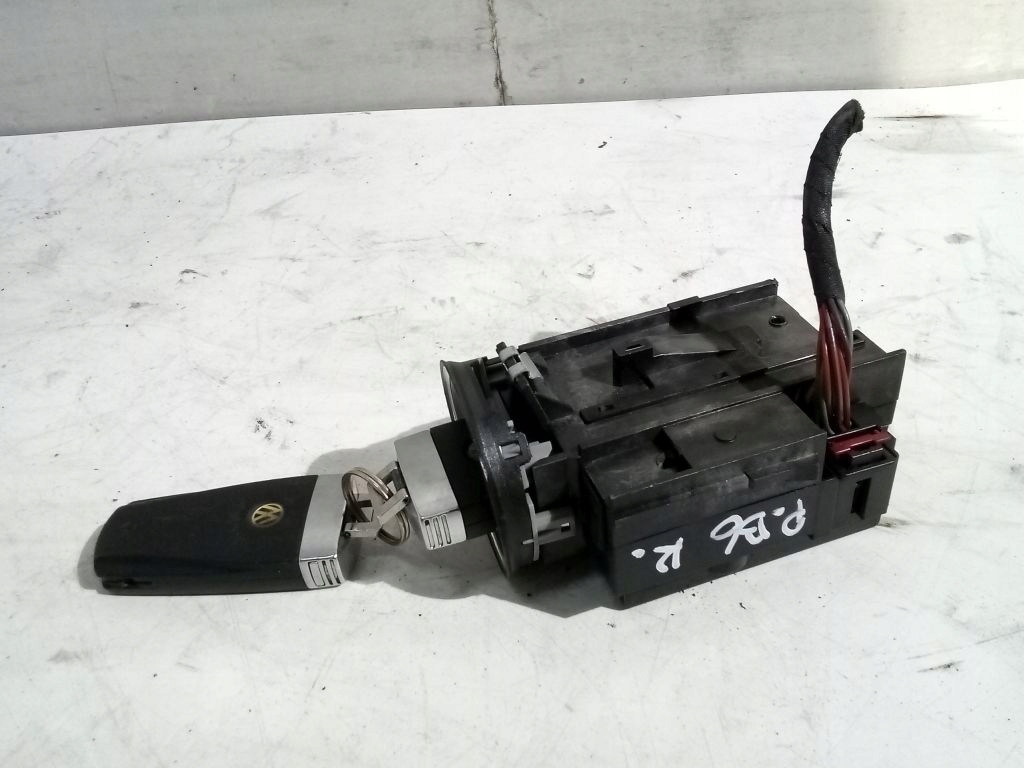 VW Passat B6 ignition z kluczykiem 3C0905843Q