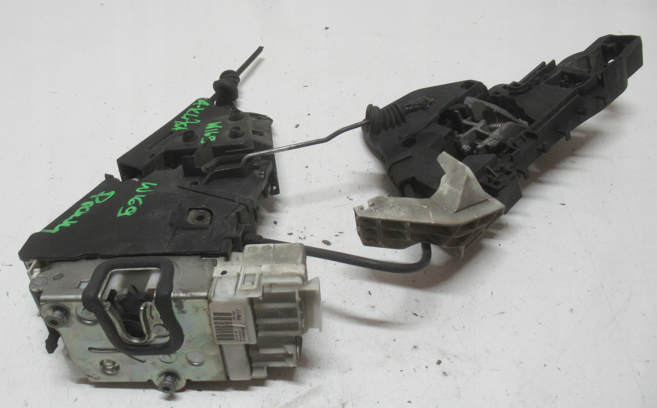 MERCEDES W169 lock door right A1699992890