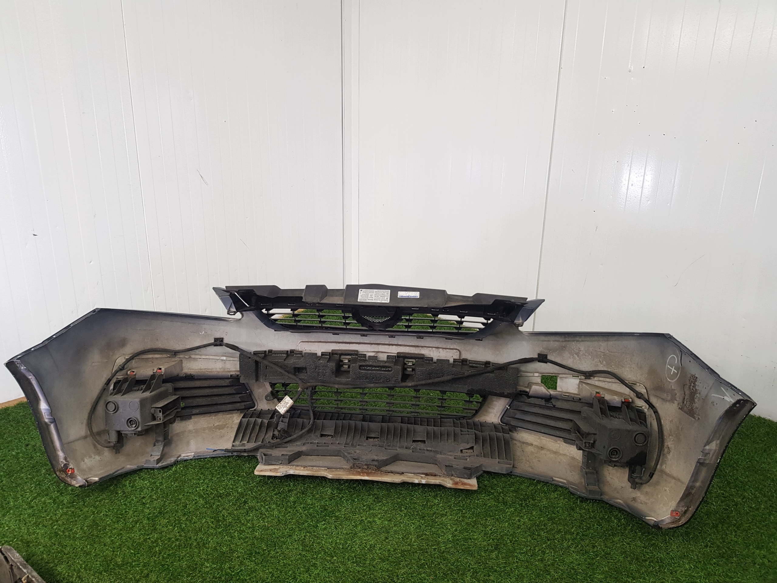 bumper front front OPEL ZAFIRA B 13124959