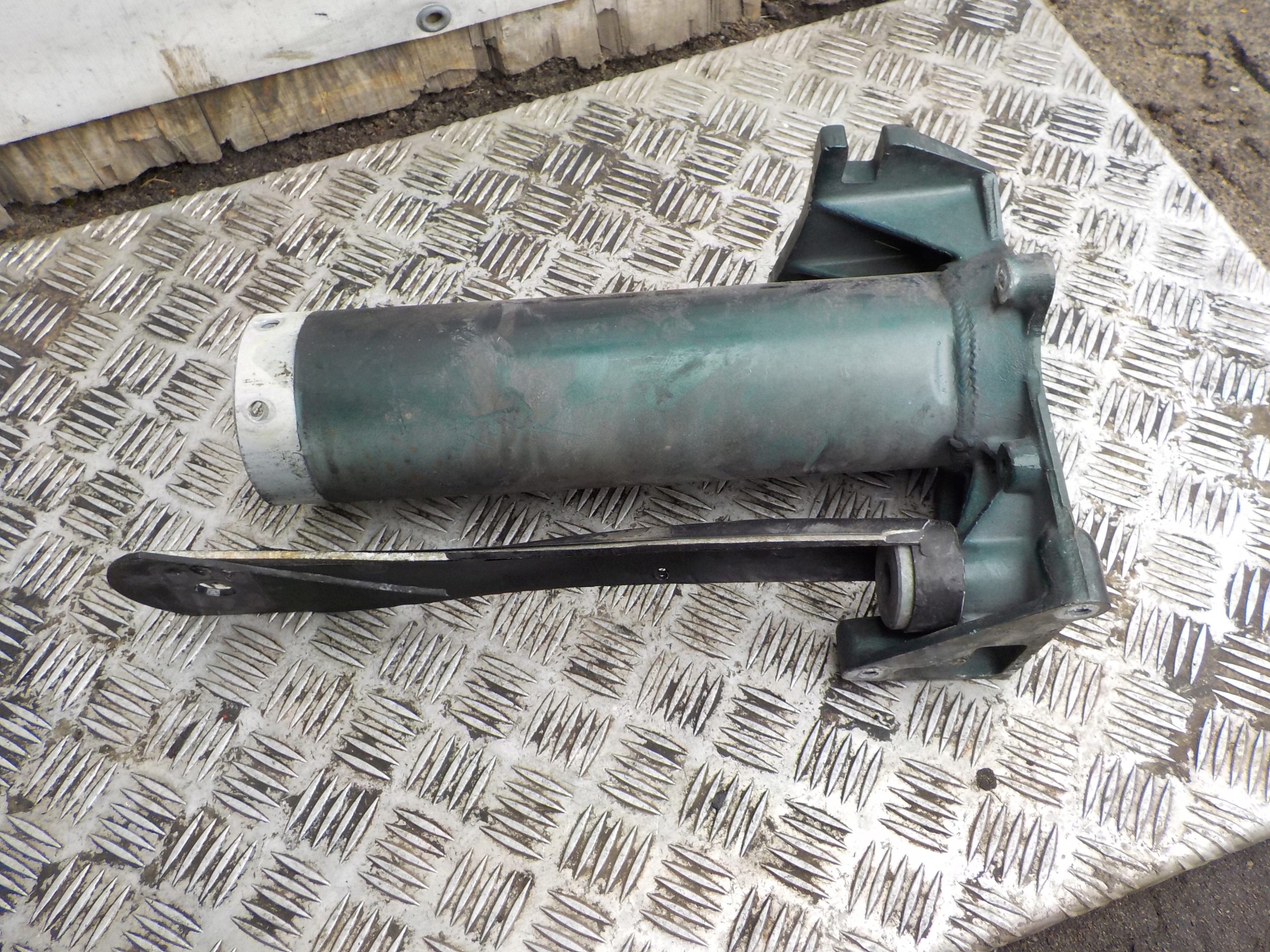AUDI A8 D2 beam tip of a bumper front left
