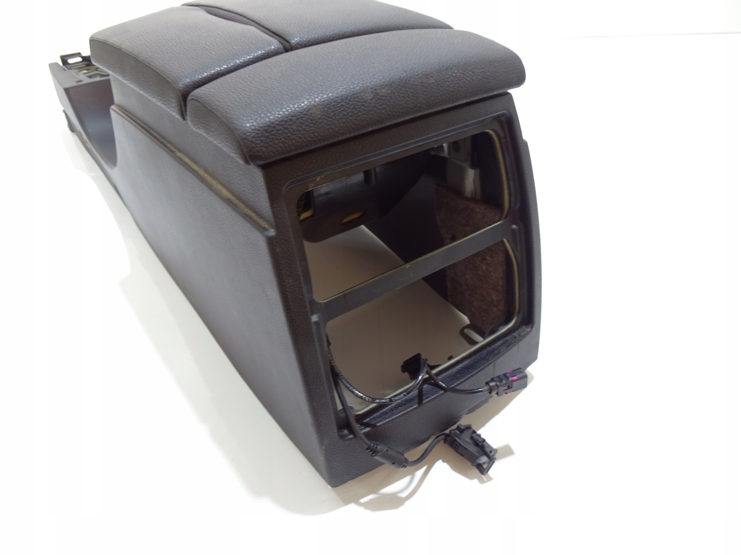 bracciolo TUNEL media BMW E60 E61 EU 7034086 (4642962)