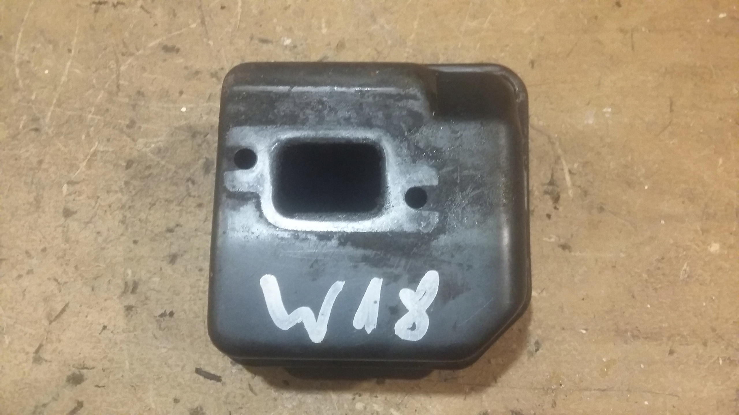 Tłumik wydech STIHL MS 170 Kod producenta dasasd