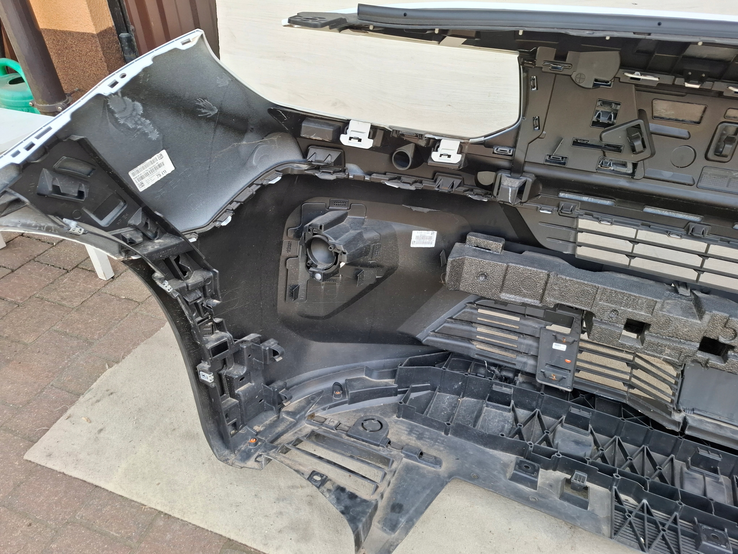 bumper front PEUGEOT PARTNER IV LIFT 25r BIALY EPR