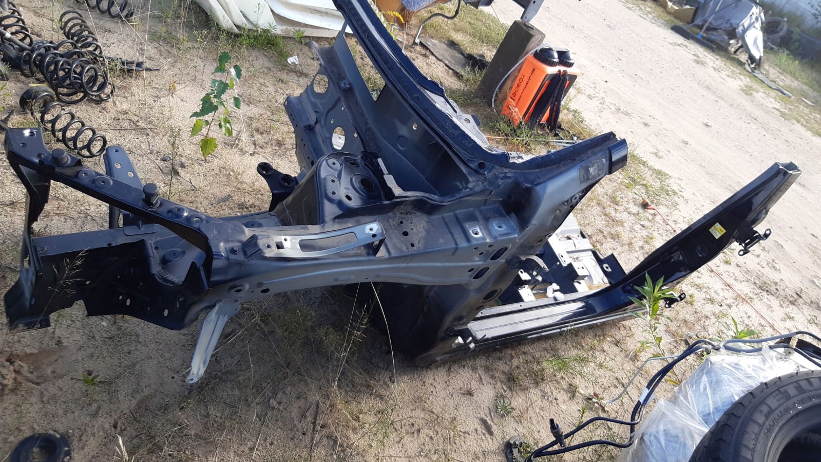 PRZEDNIA LEWA ĆWIARTKA PRÓG RENAULT KADJAR