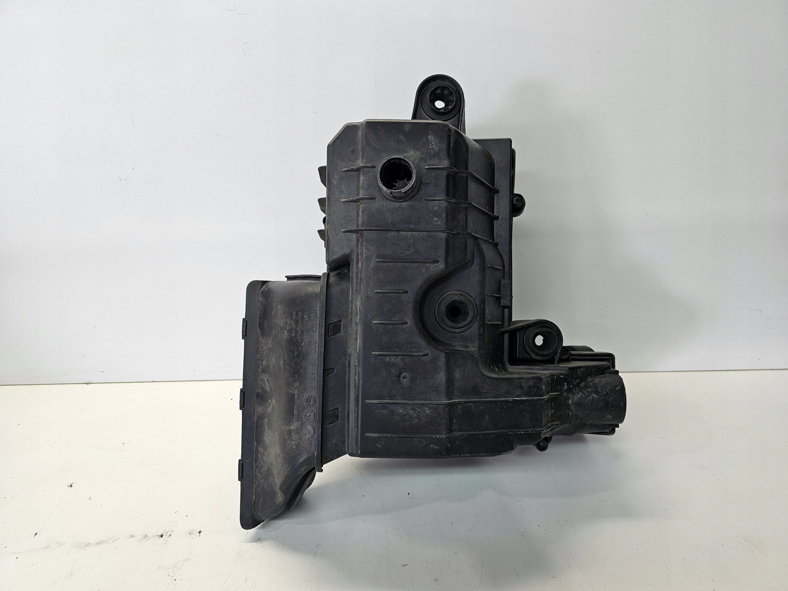 Gehäuse filter luft AUDI A3 8V VW SEAT 5Q0129607AA